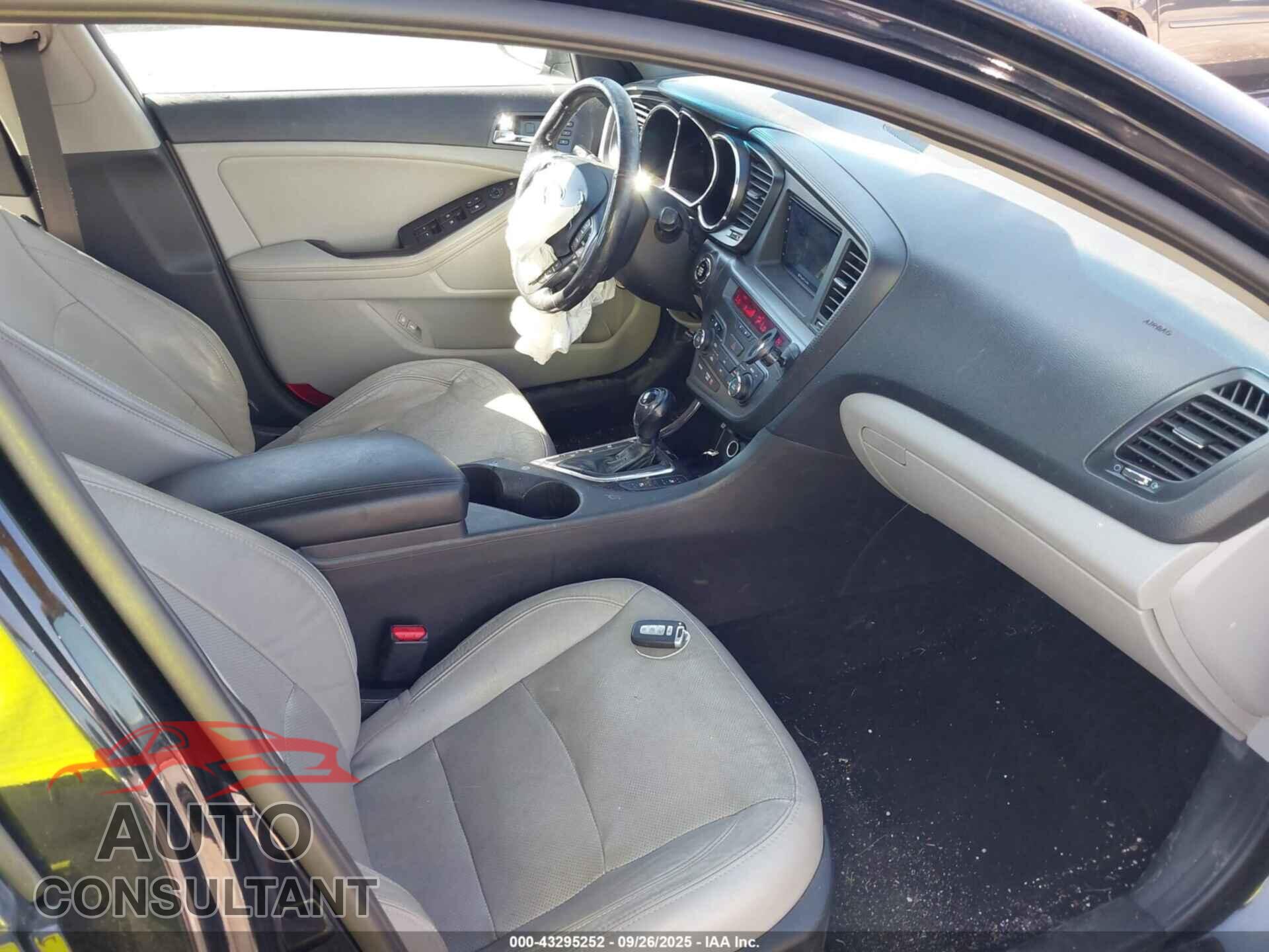 KIA OPTIMA 2013 - 5XXGN4A77DG158830