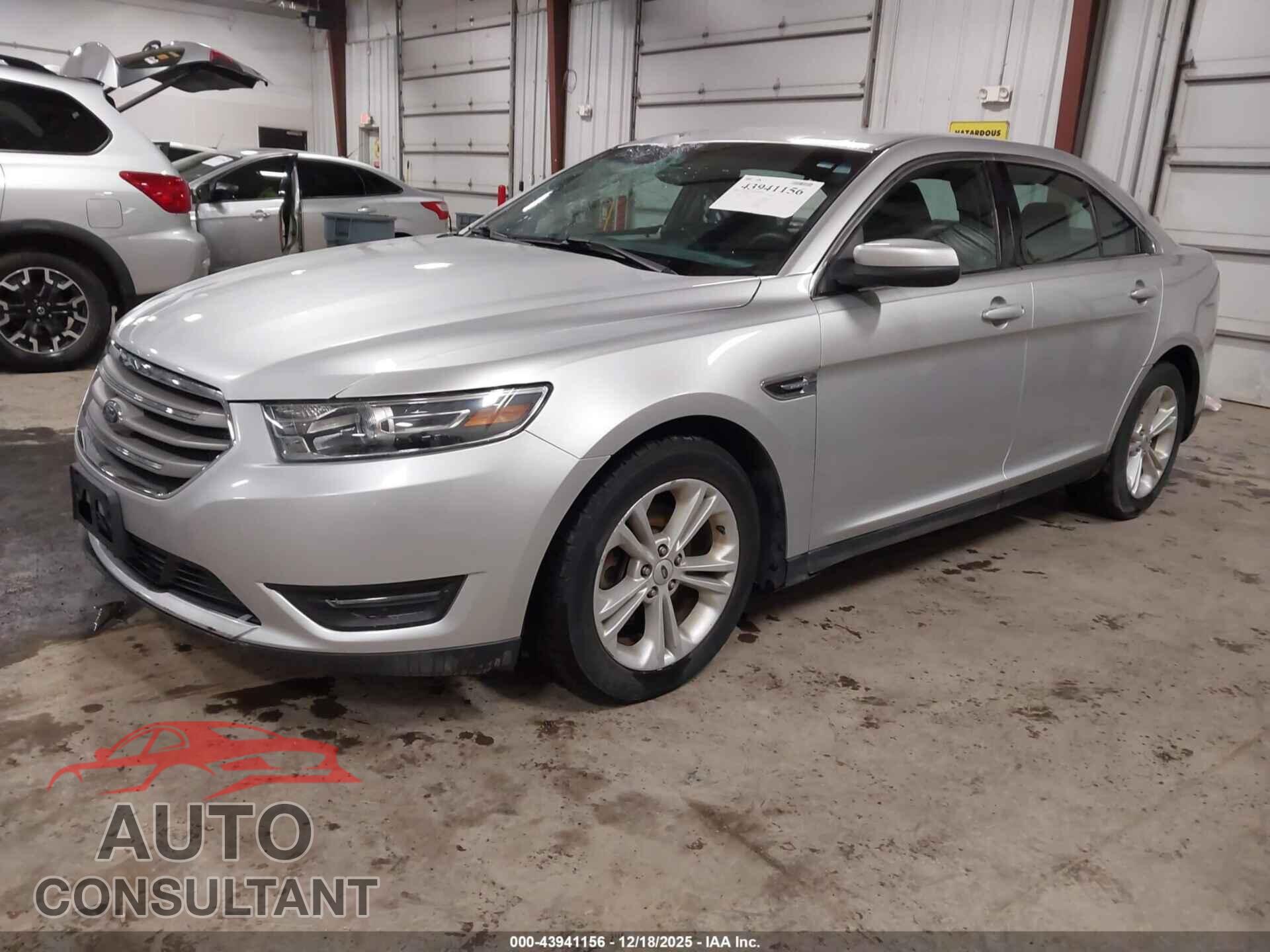 FORD TAURUS 2016 - 1FAHP2E81GG146617