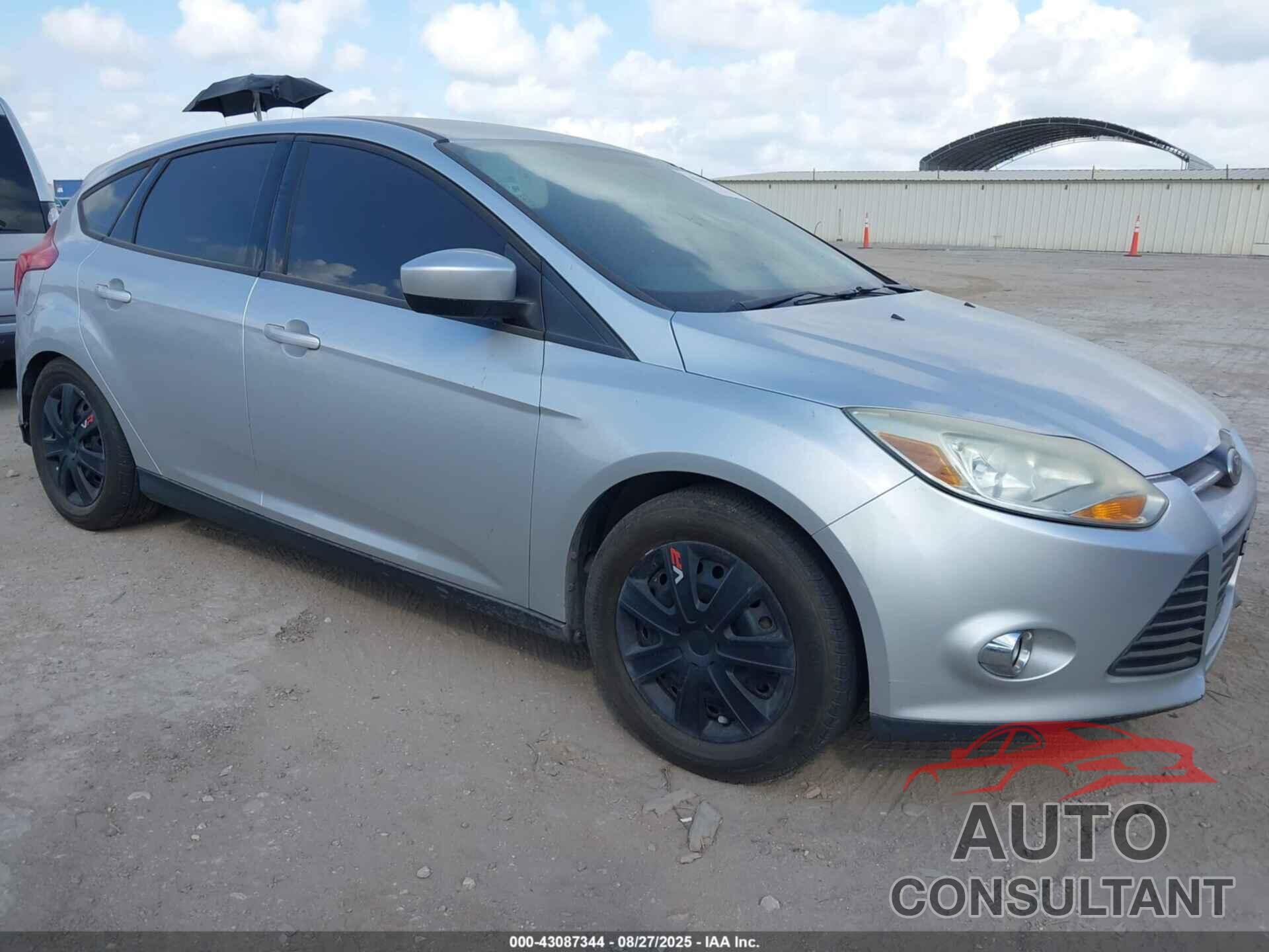 FORD FOCUS 2012 - 1FAHP3K23CL392818