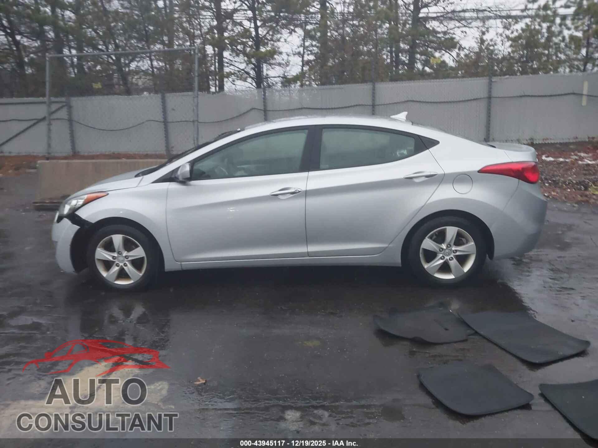 HYUNDAI ELANTRA 2012 - 5NPDH4AE8CH089836