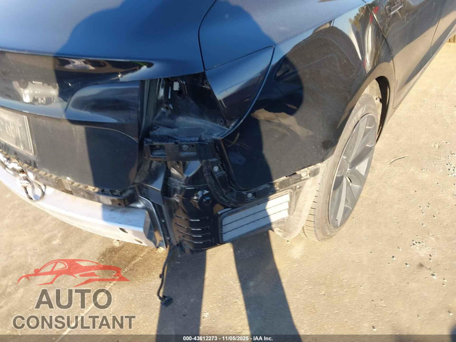 TESLA MODEL 3 2021 - 5YJ3E1EA7MF976404
