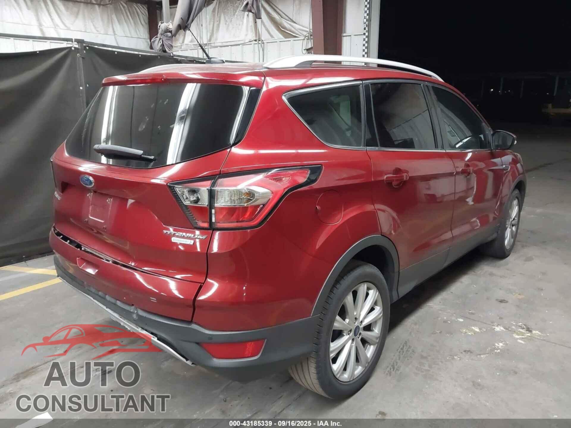 FORD ESCAPE 2017 - 1FMCU0J95HUC51210