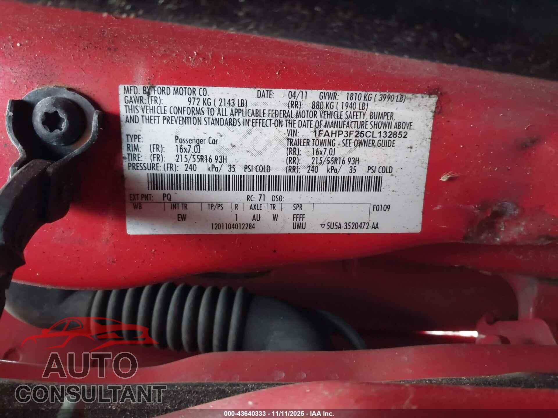 FORD FOCUS 2012 - 1FAHP3F25CL132852