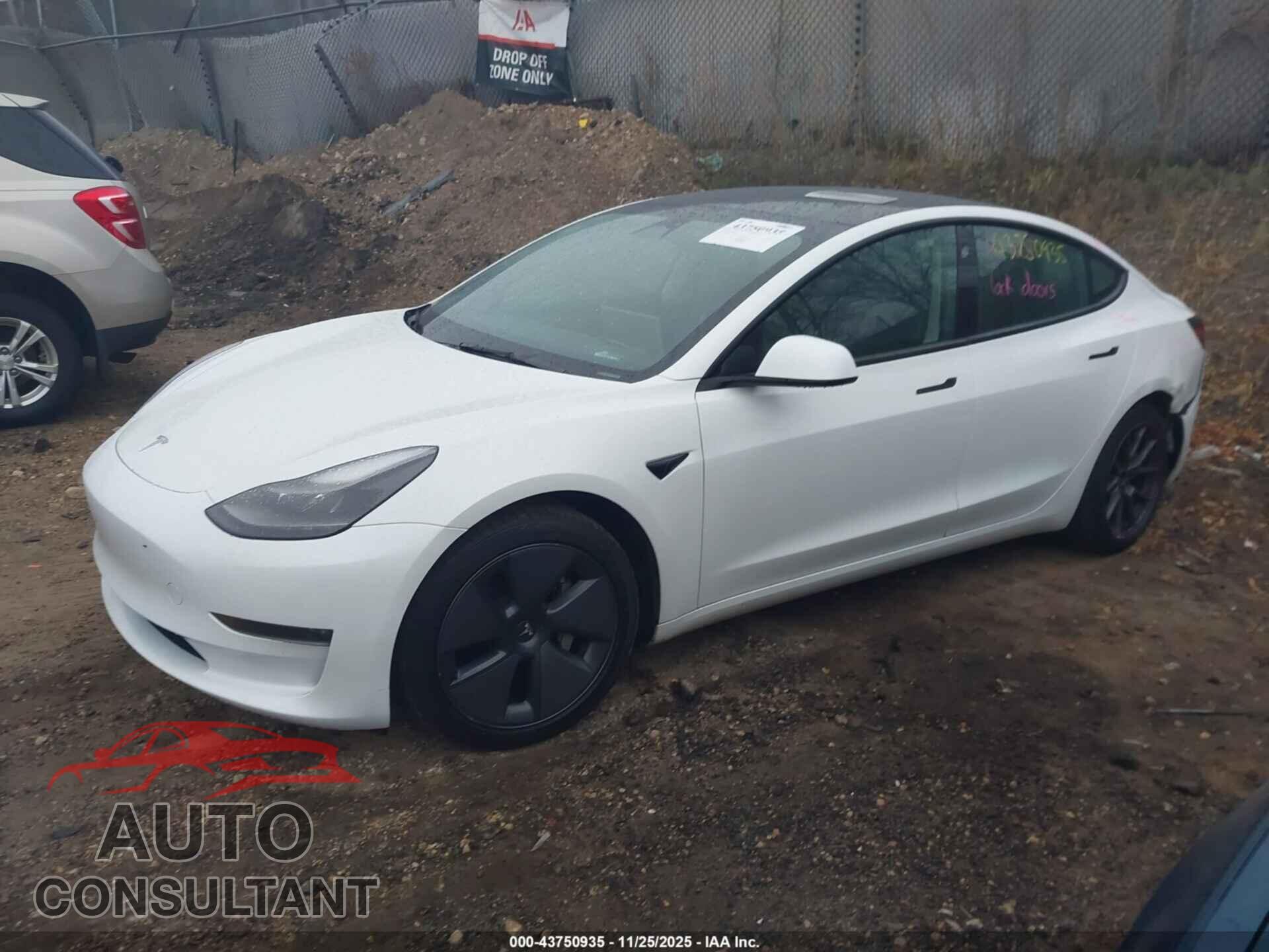 TESLA MODEL 3 2023 - 5YJ3E1EBXPF477819