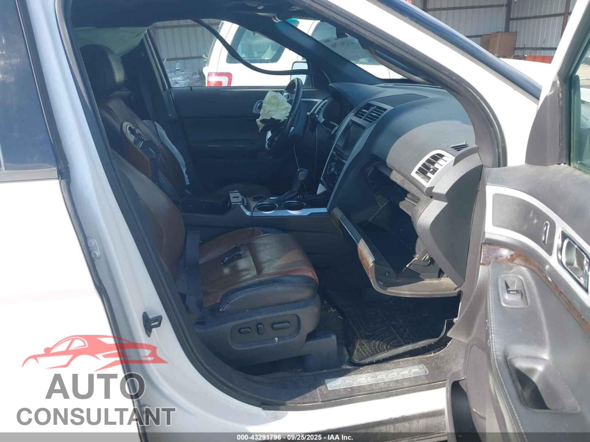 FORD EXPLORER 2011 - 1FMHK7F87BGA02899
