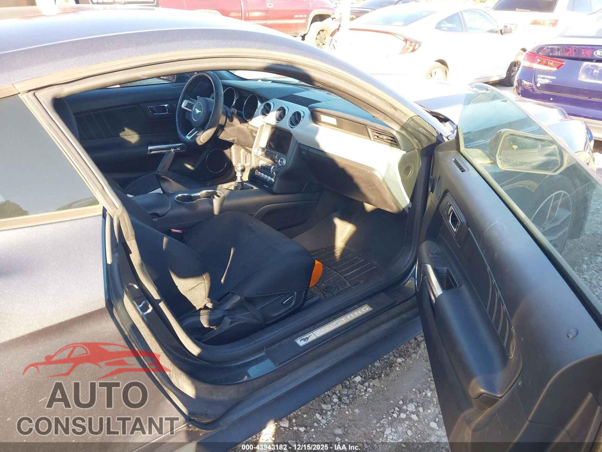 FORD MUSTANG 2017 - 1FA6P8TH4H5269886