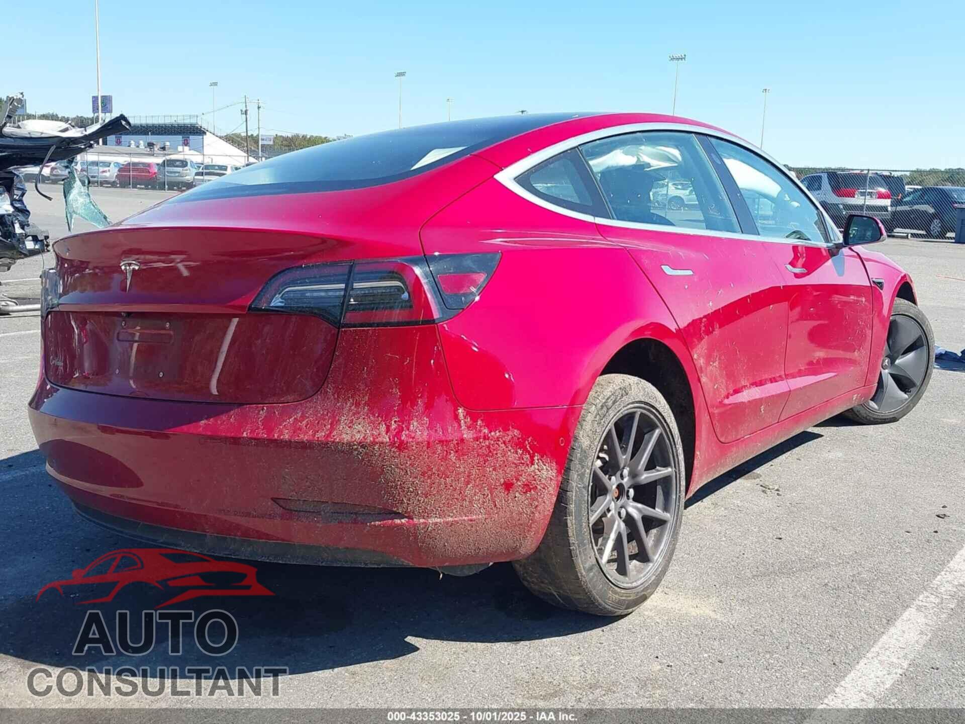 TESLA MODEL 3 2018 - 5YJ3E1EA9JF034009