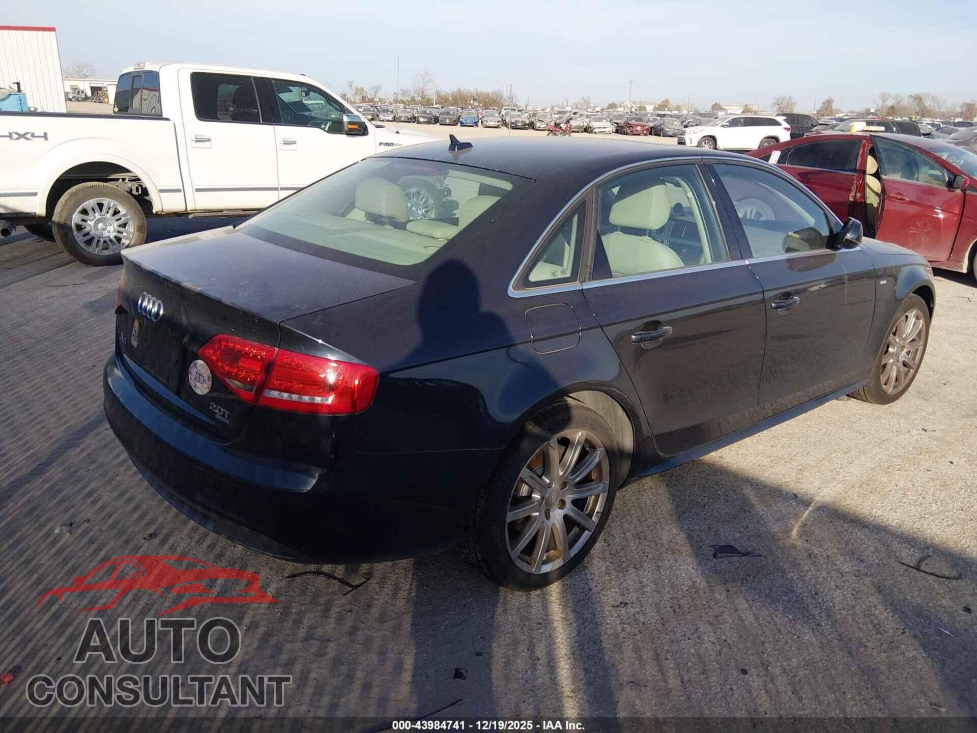 AUDI A4 2012 - WAUFFBFL5CA118837