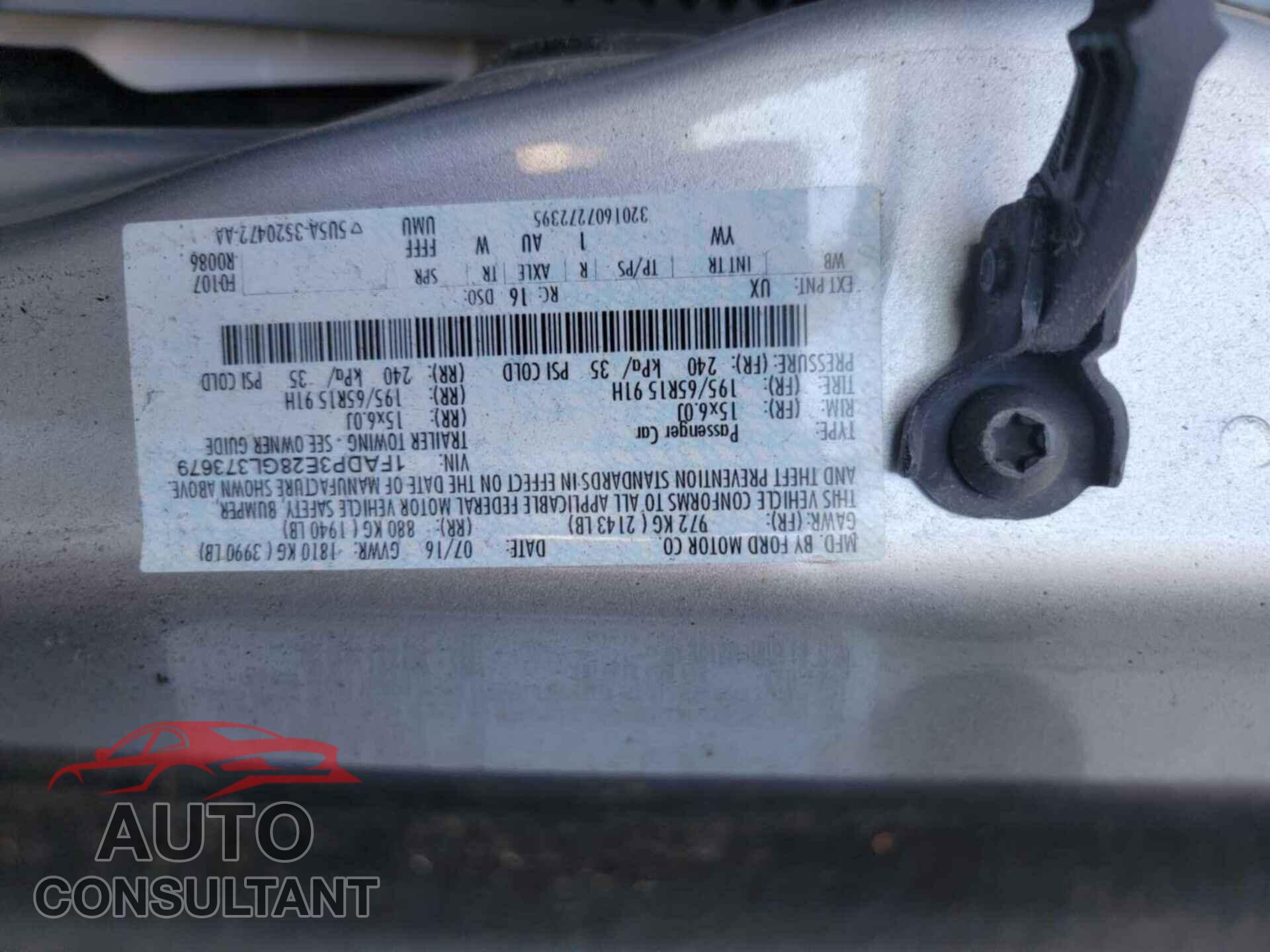 FORD FOCUS 2016 - 1FADP3E28GL373679