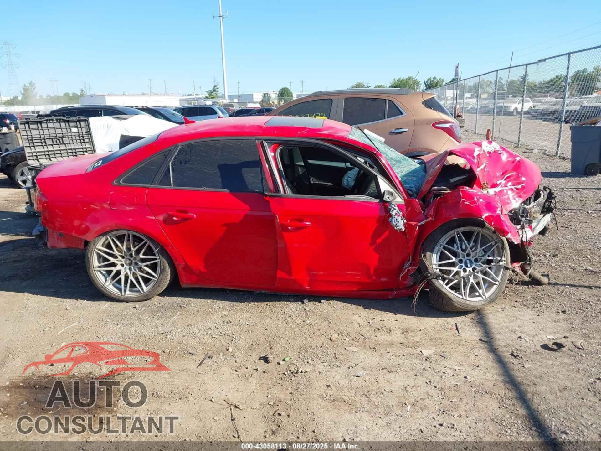 AUDI A4 2010 - WAUDFAFL5AN009656