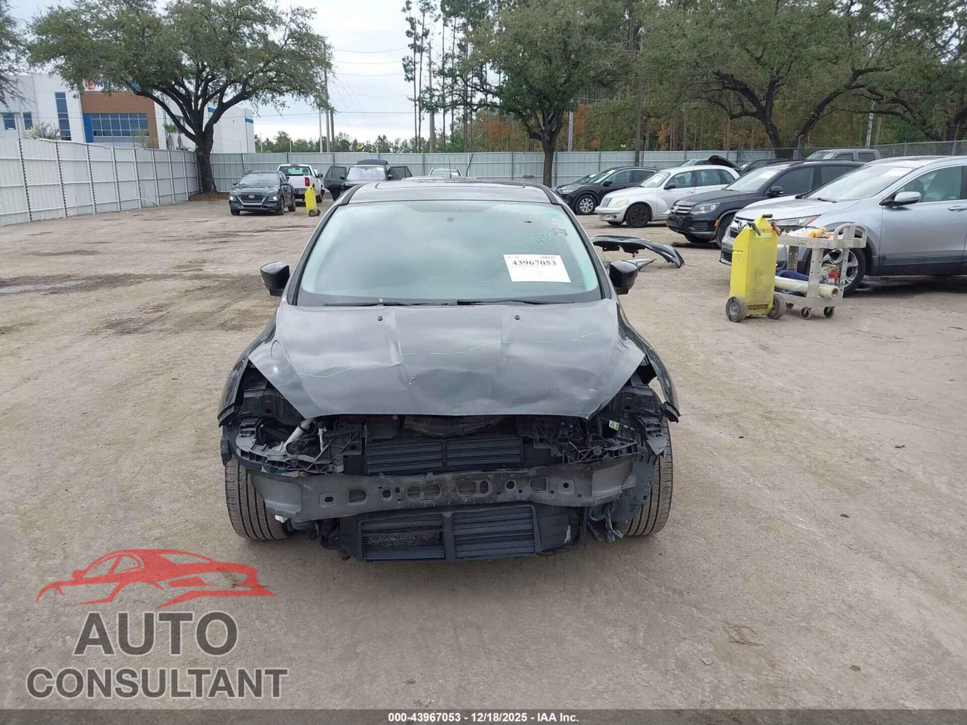 FORD FOCUS 2017 - 1FADP3H20HL248270