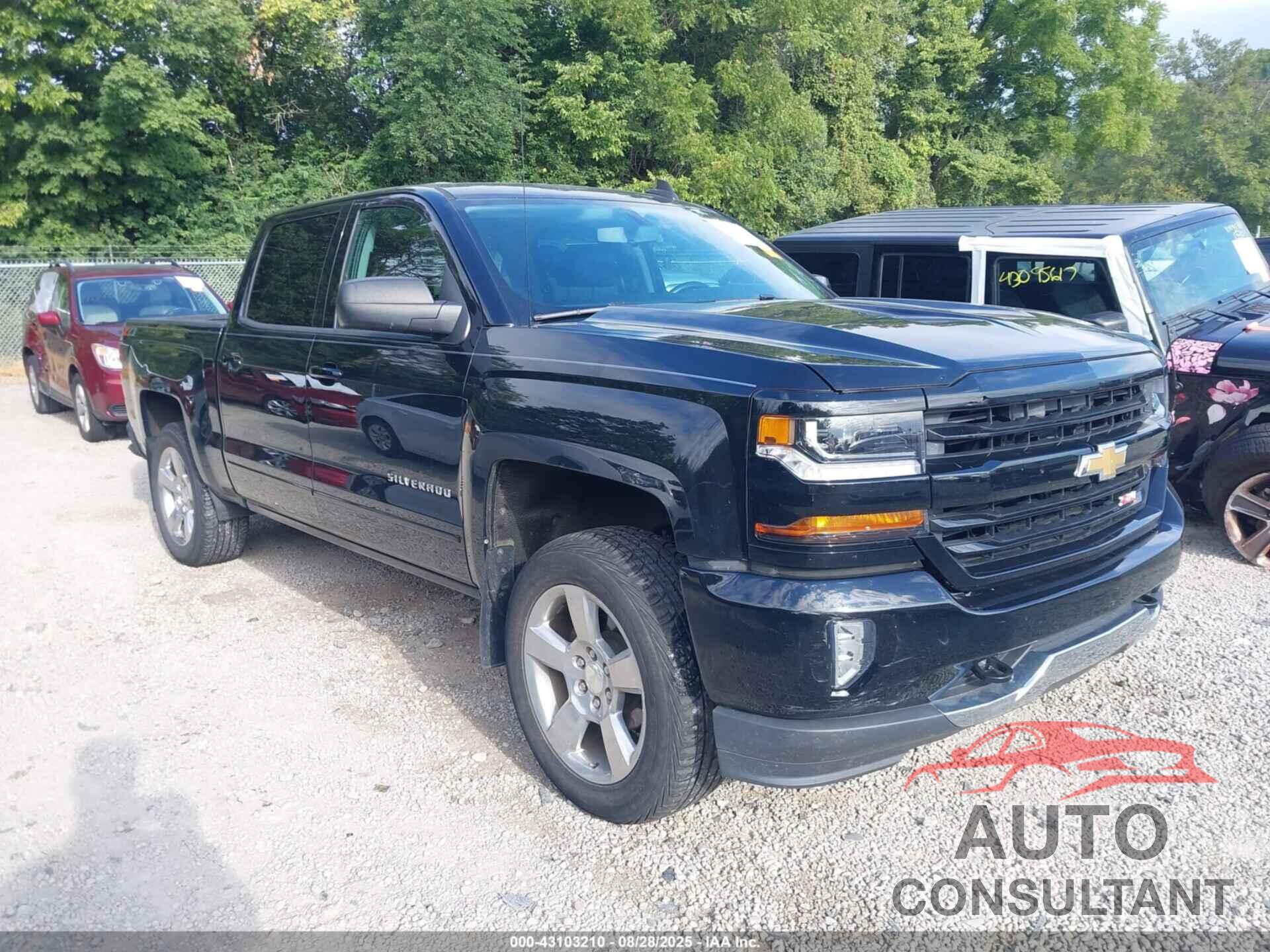 CHEVROLET SILVERADO 1500 2018 - 3GCUKRECXJG220097