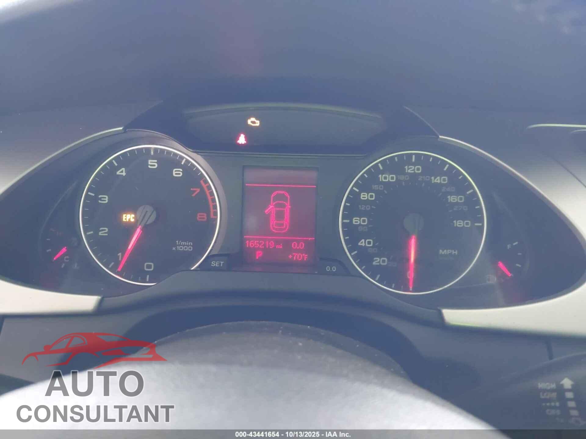 AUDI A4 2012 - WAUEFAFL1CA111213