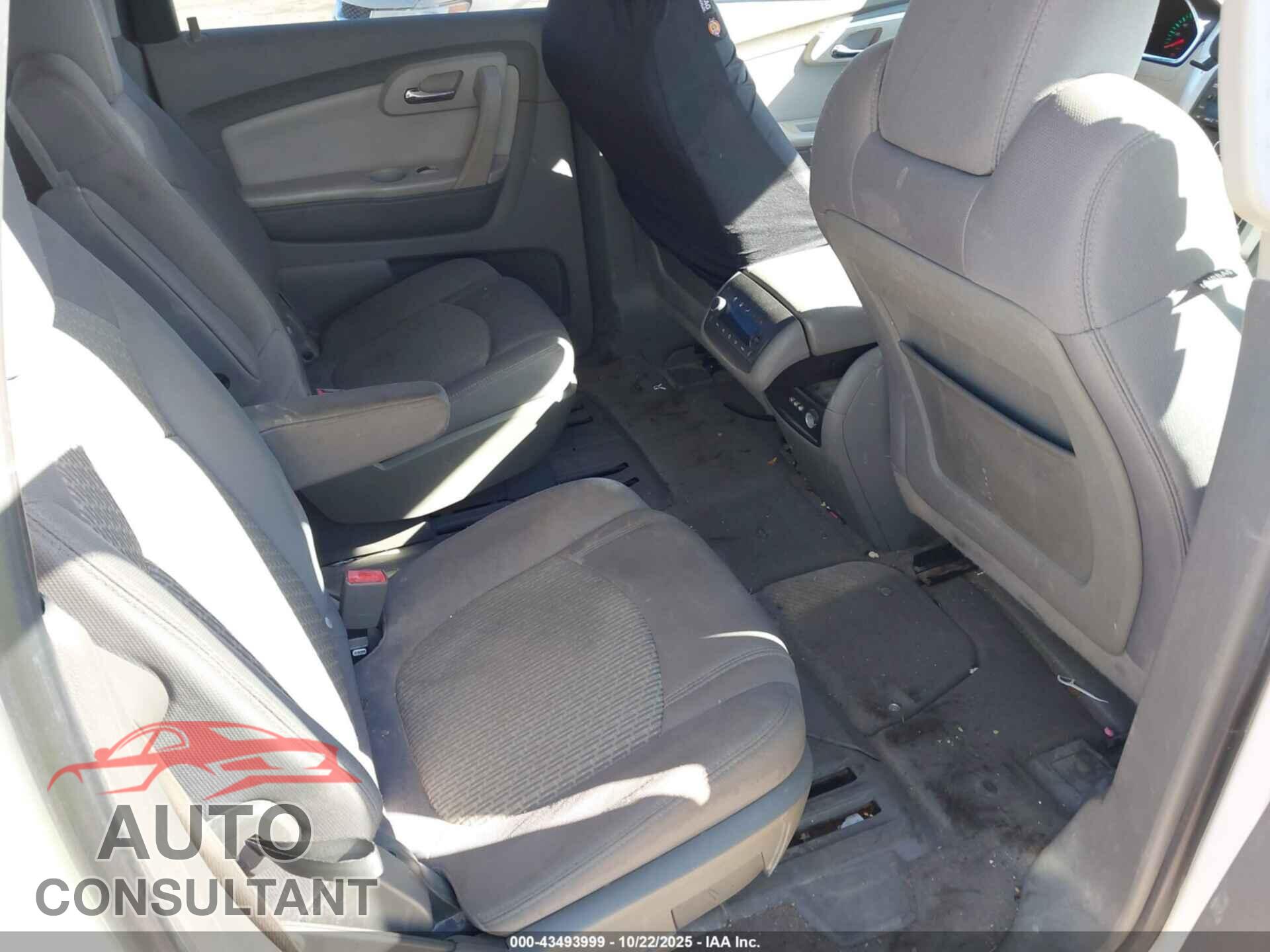 CHEVROLET TRAVERSE 2010 - 1GNLRFED5AJ199227