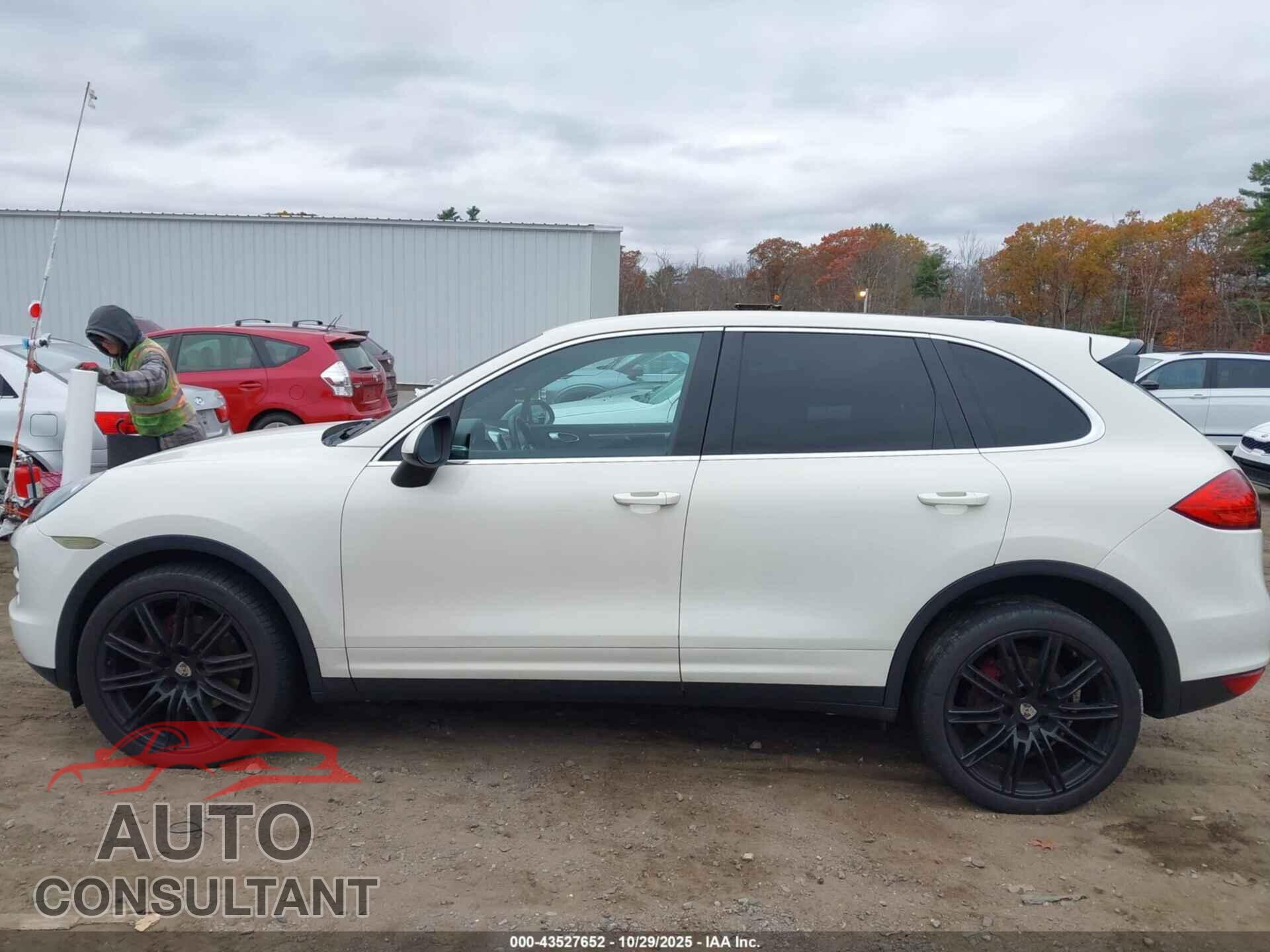 PORSCHE CAYENNE 2011 - WP1AA2A29BLA04349