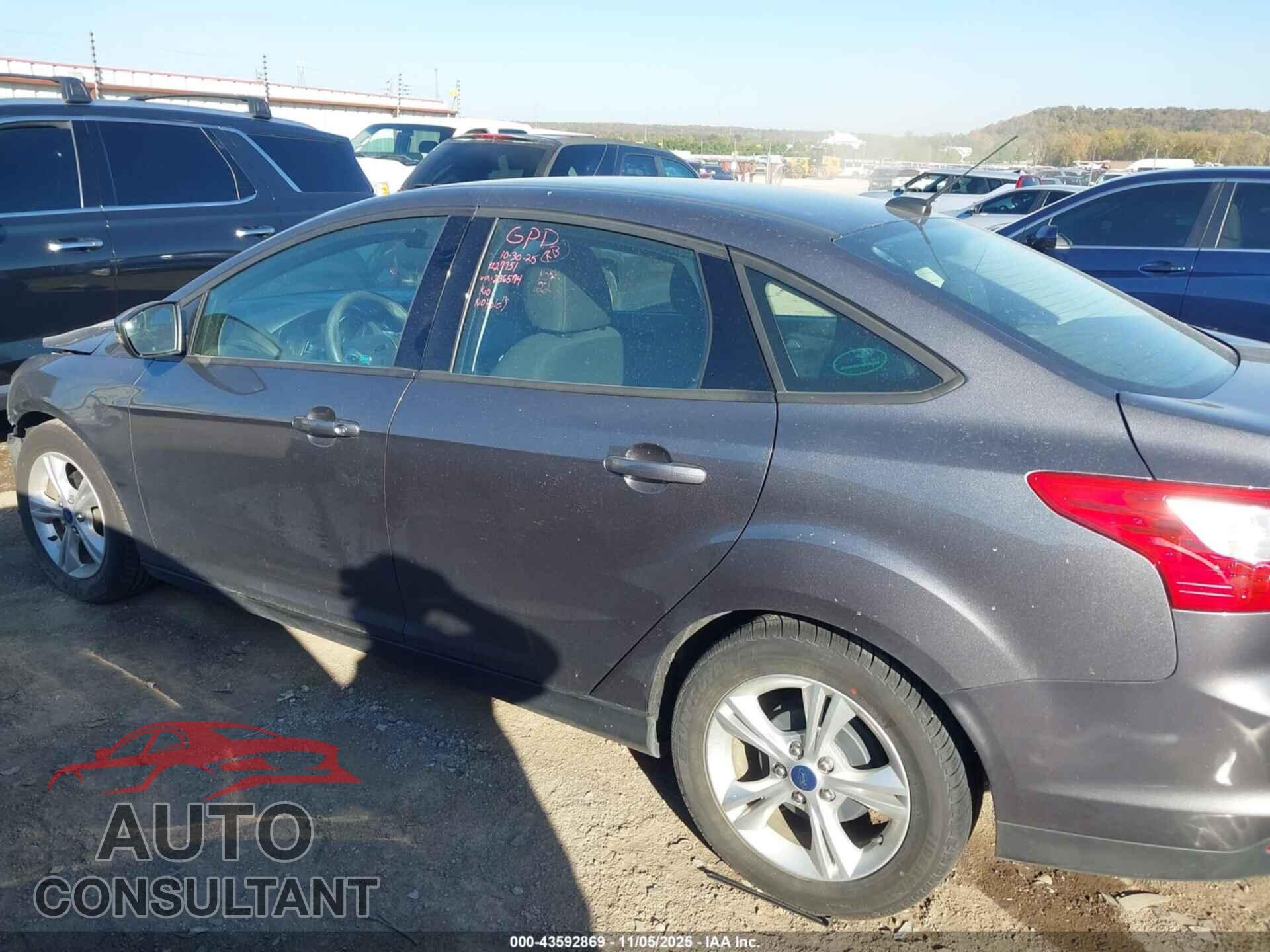 FORD FOCUS 2014 - 1FADP3F26EL236574