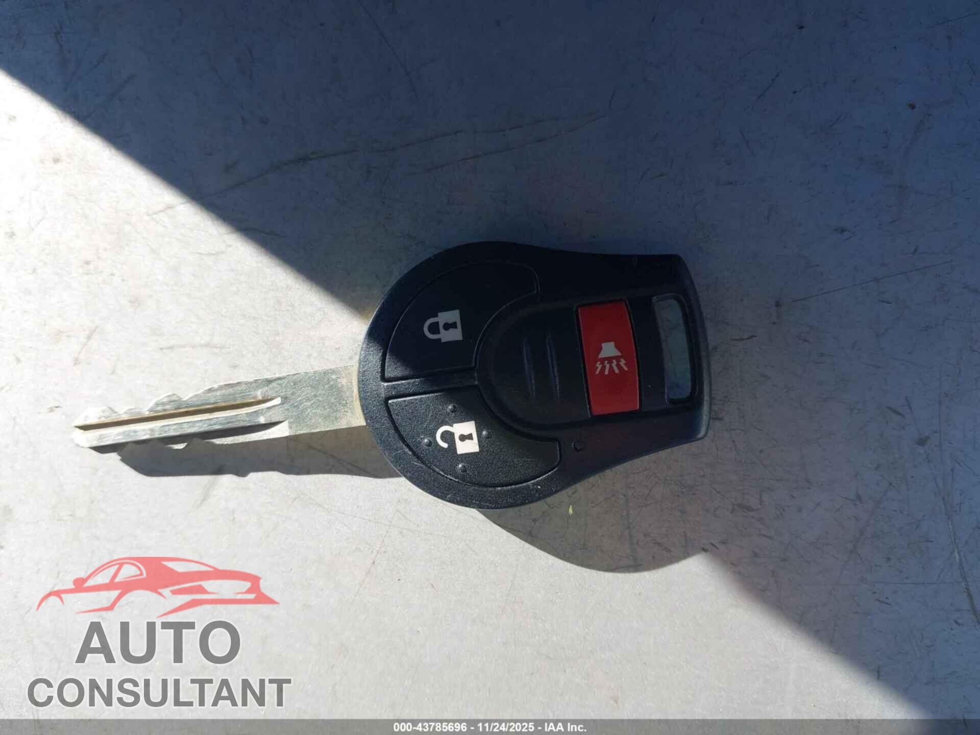 NISSAN VERSA NOTE 2017 - 3N1CE2CP3HL381623
