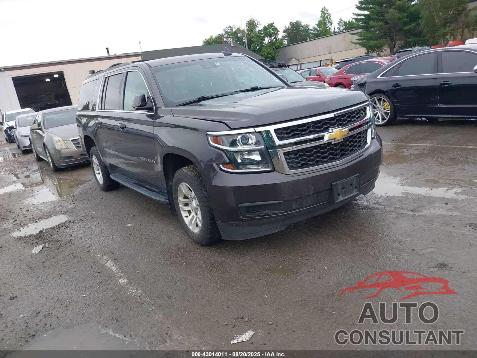 CHEVROLET SUBURBAN 2018 - 1GNSKHKC3JR162394