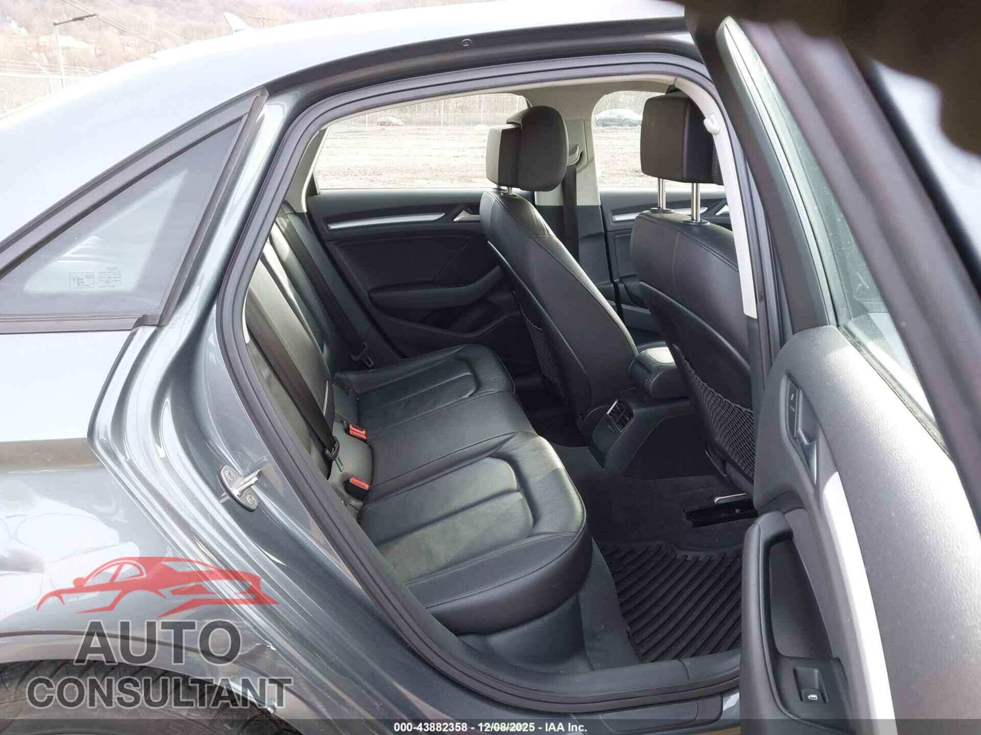 AUDI A3 2015 - WAUBFGFF5F1022832
