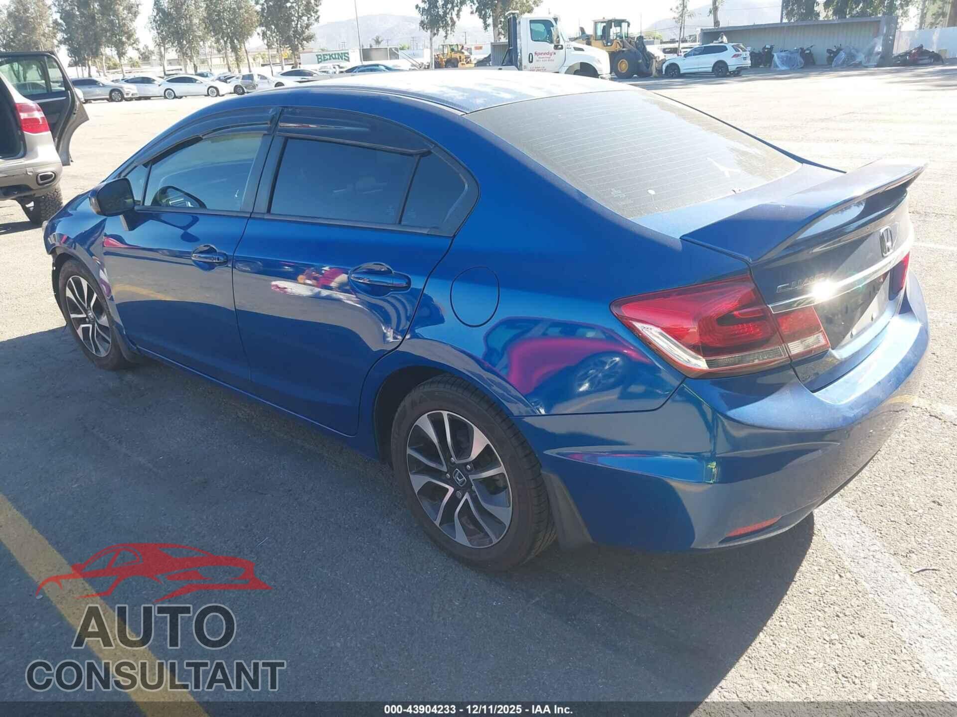 HONDA CIVIC 2015 - 2HGFB2F87FH531084