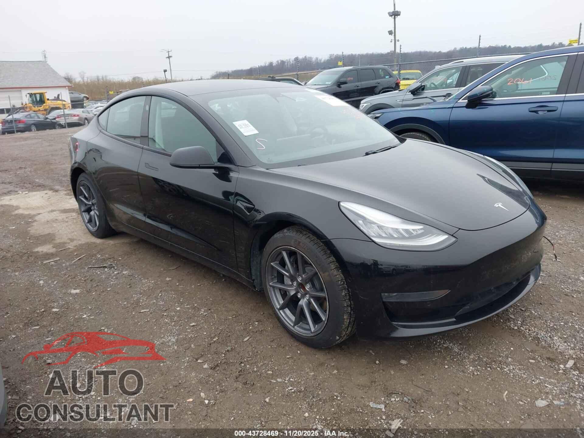 TESLA MODEL 3 2021 - 5YJ3E1EA0MF854452