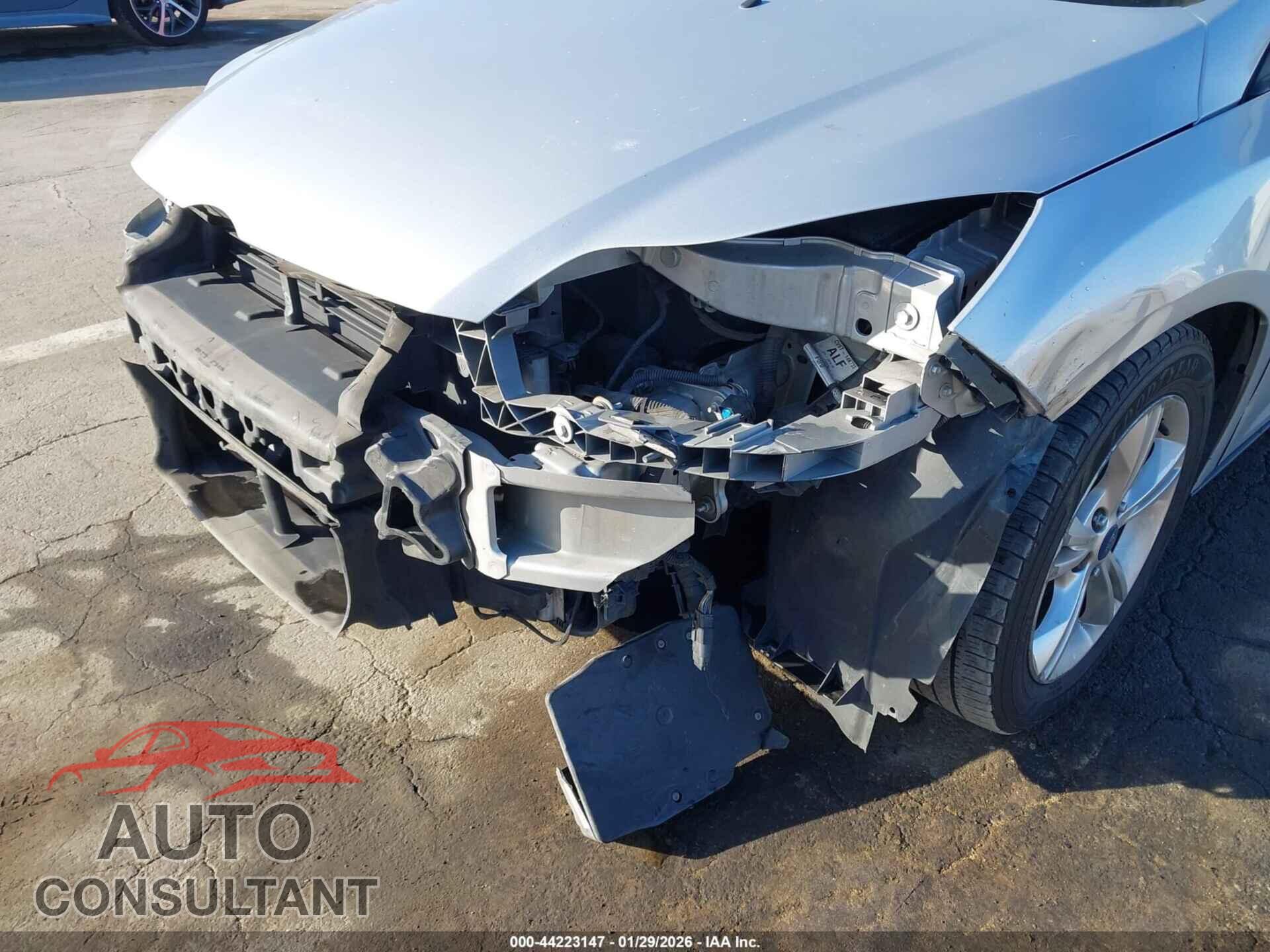 FORD FOCUS 2013 - 1FADP3K26DL340910