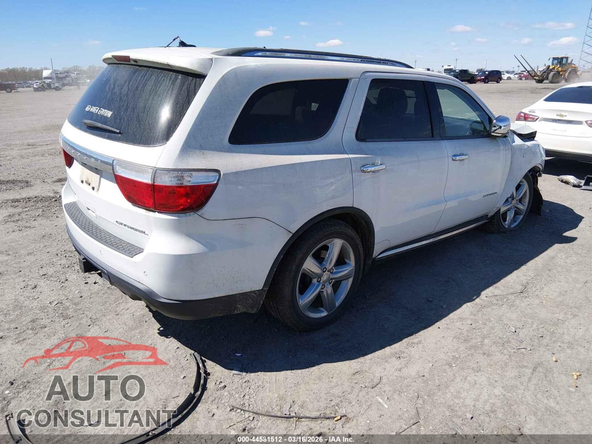 DODGE DURANGO 2013 - 1C4SDHET1DC671924