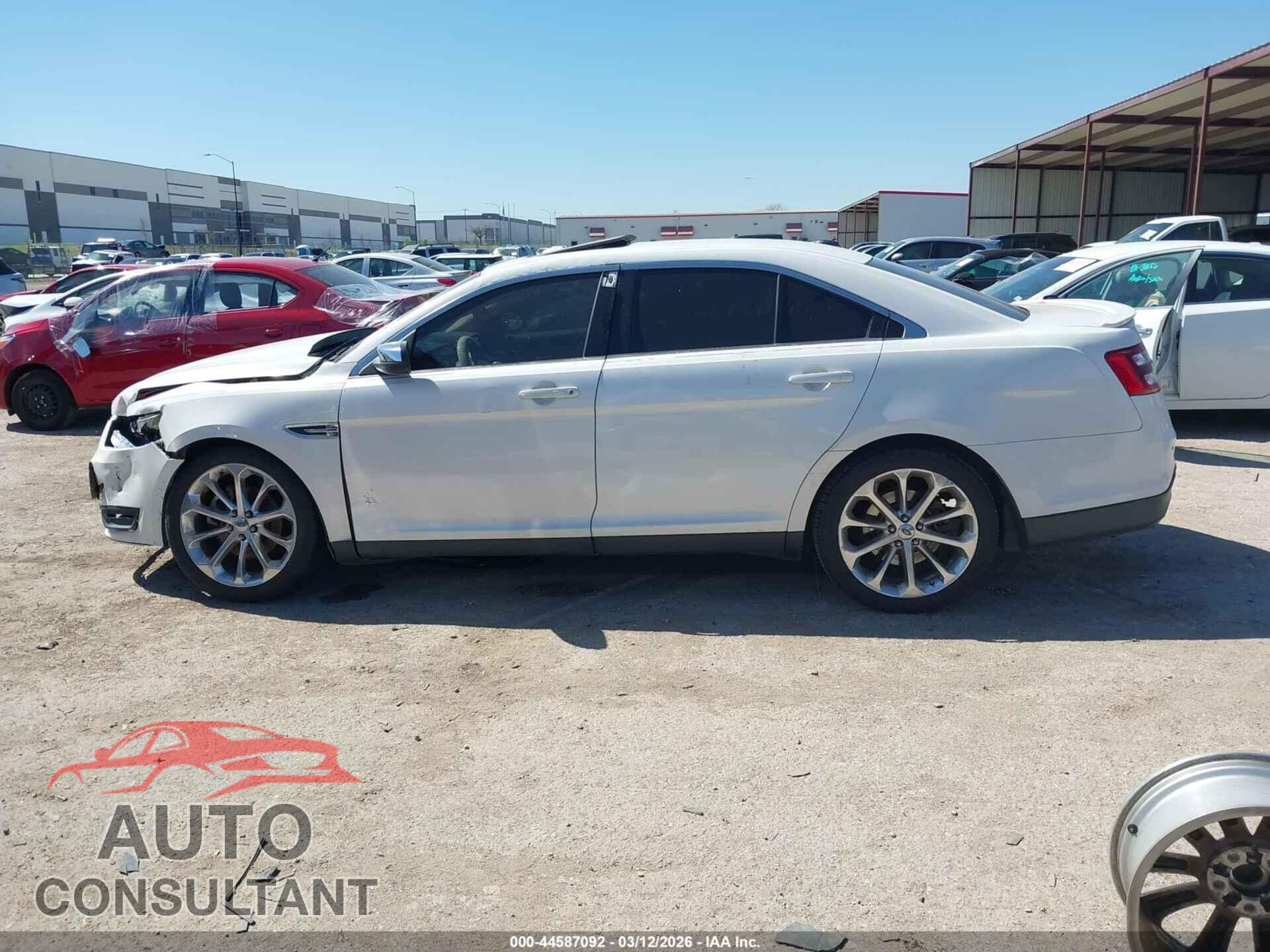 FORD TAURUS 2014 - 1FAHP2F84EG119018