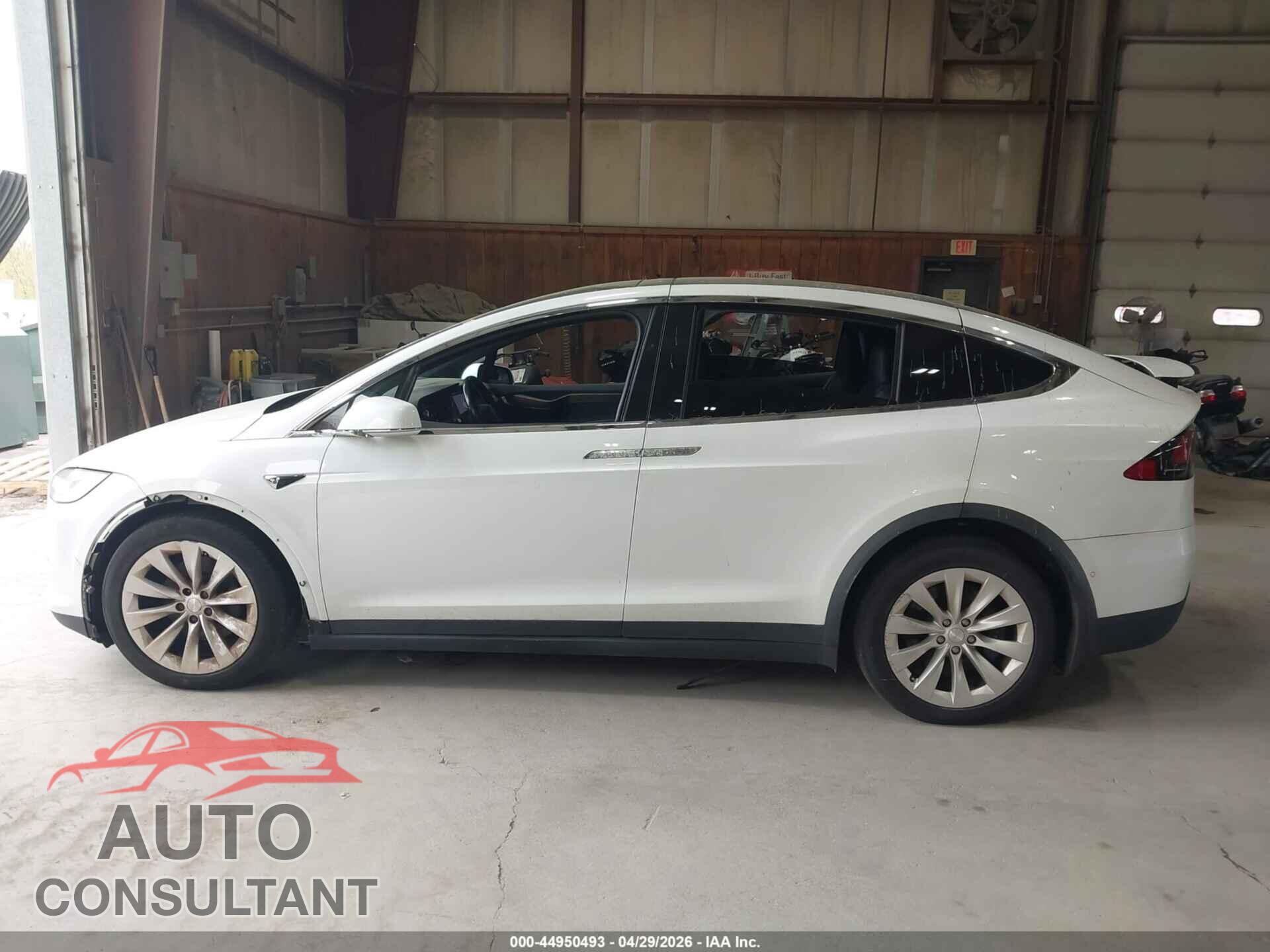 TESLA MODEL X 2018 - 5YJXCBE21JF137561