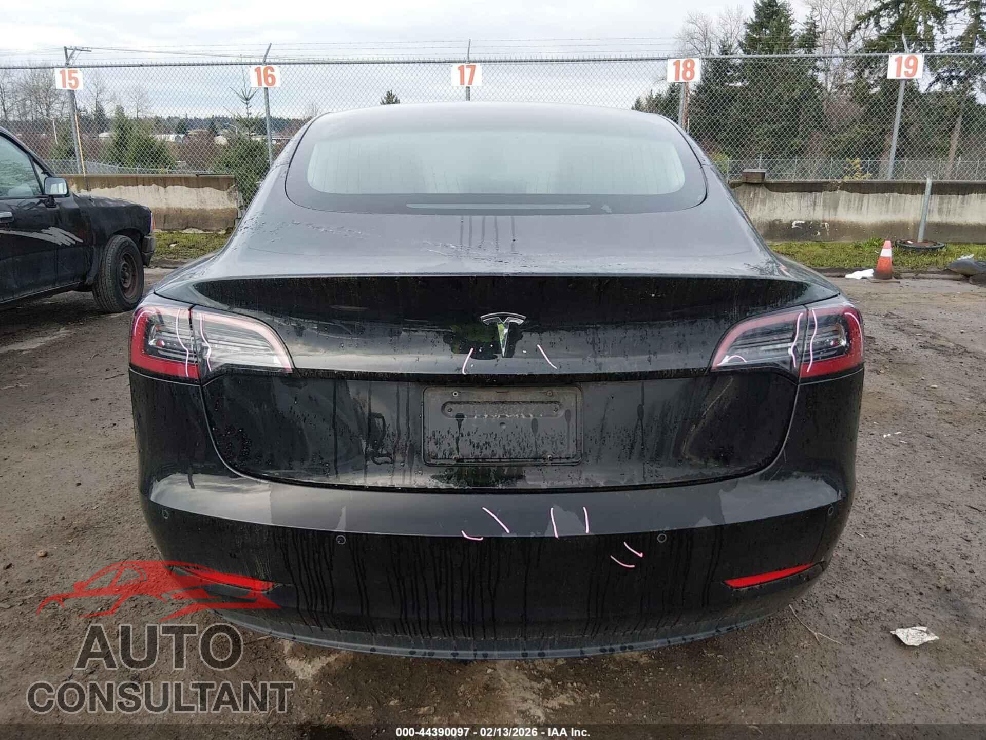 TESLA MODEL 3 2019 - 5YJ3E1EA2KF324626
