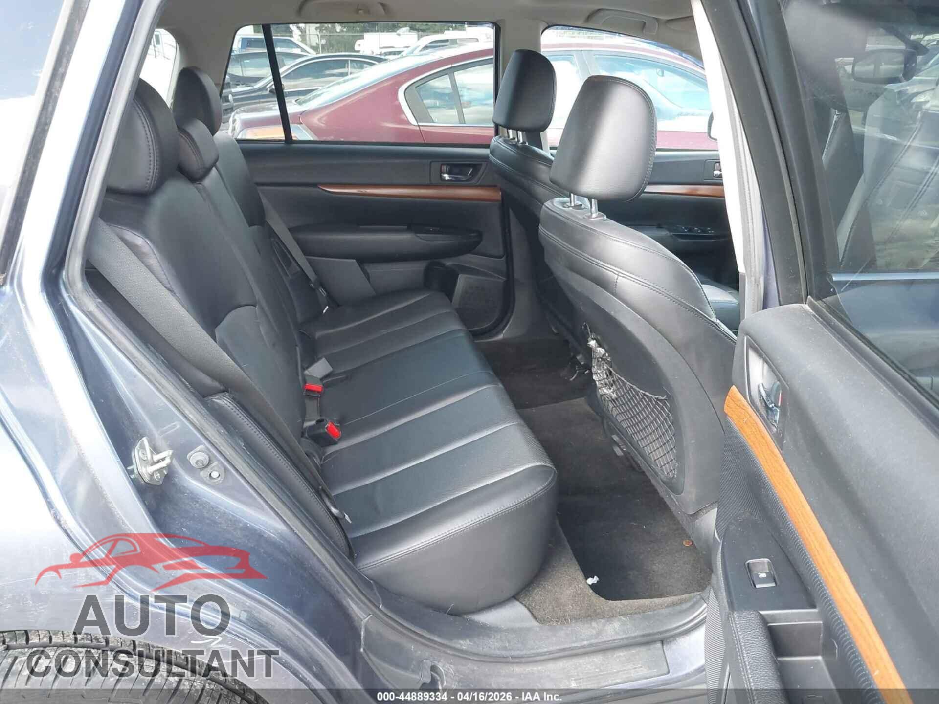 SUBARU OUTBACK 2014 - 4S4BRBLC2E3265133