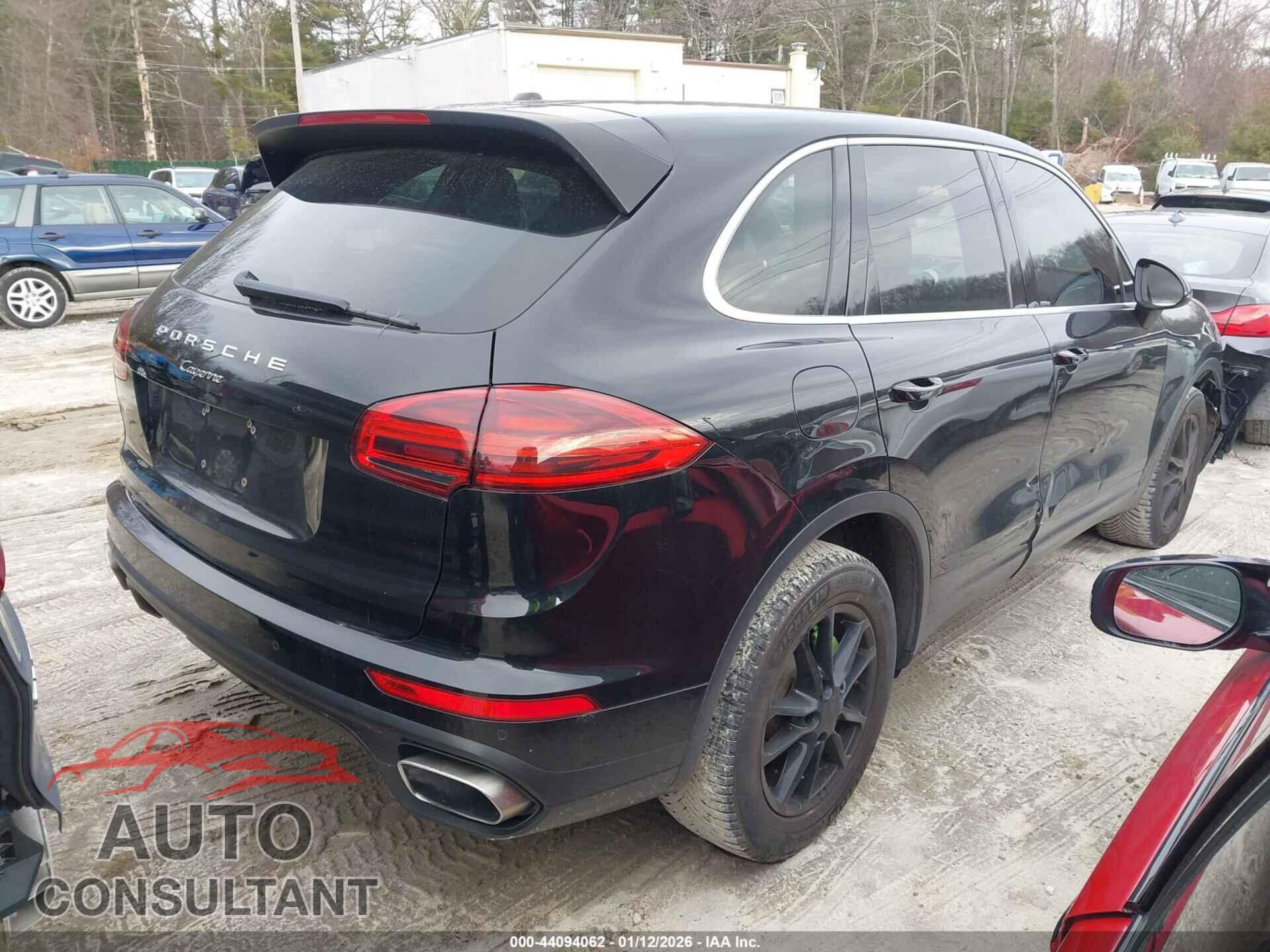 PORSCHE CAYENNE 2016 - WP1AA2A27GKA11085