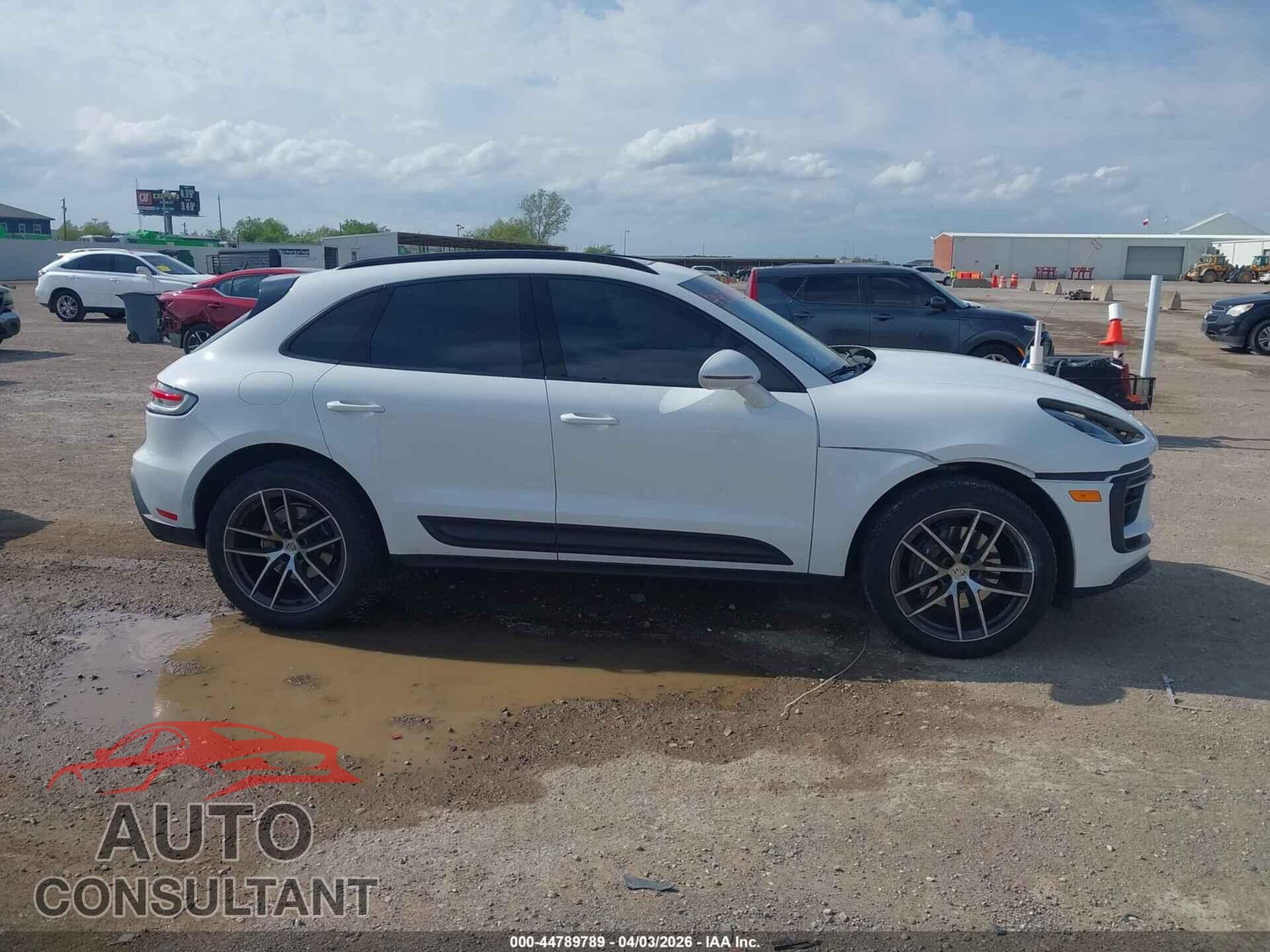 PORSCHE MACAN 2023 - WP1AA2A5XPLB17874