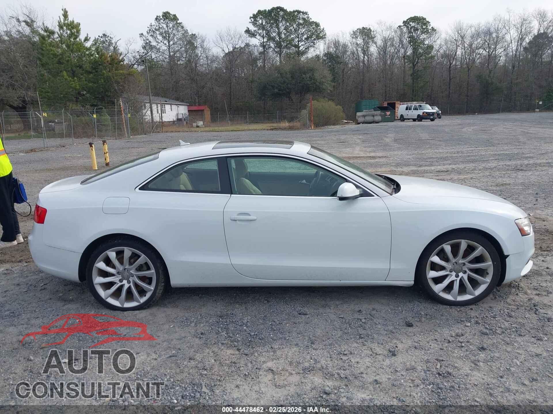 AUDI A5 2014 - WAULFAFR8EA018073