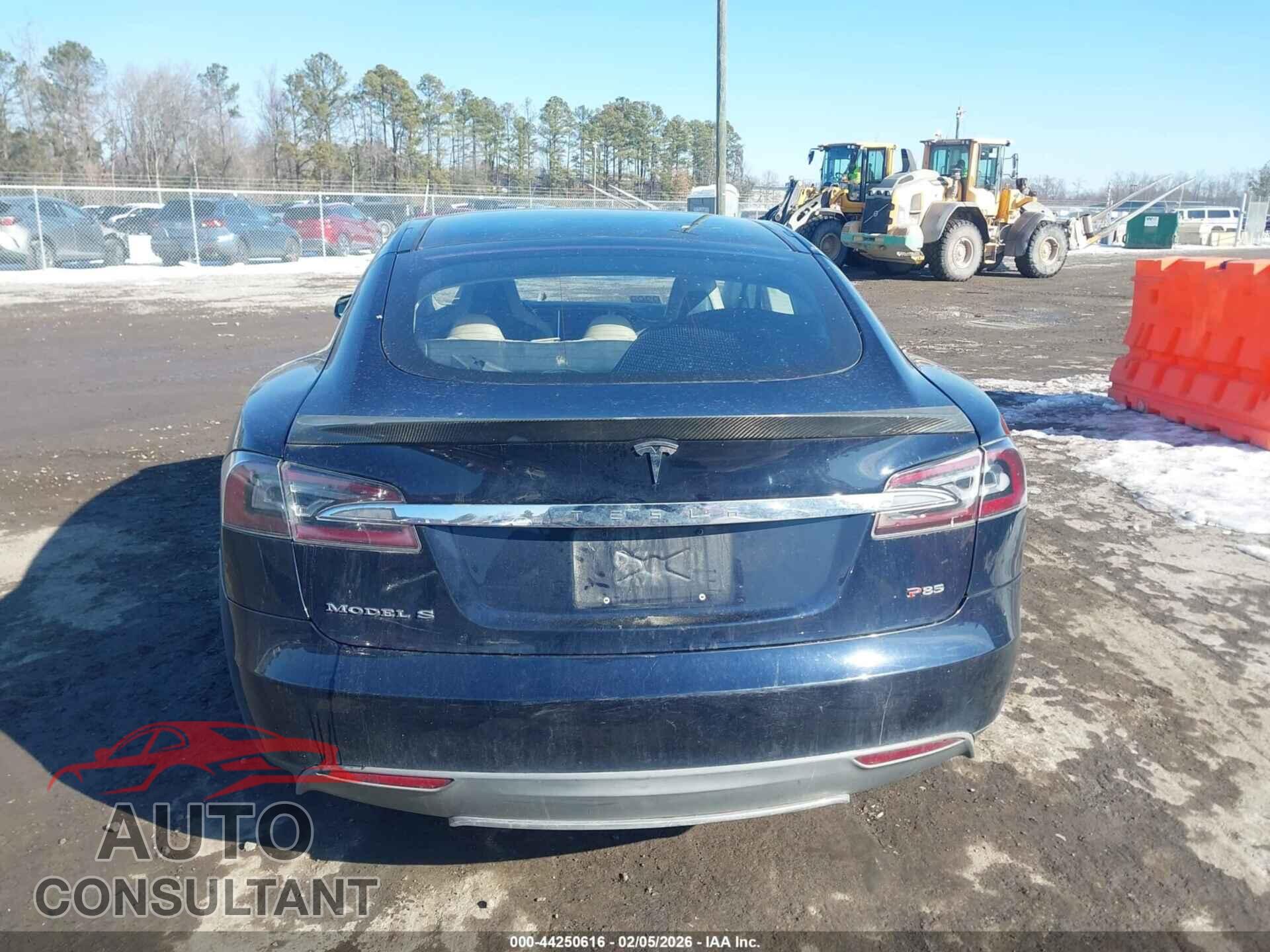 TESLA MODEL S 2012 - 5YJSA1CP3CFP01528