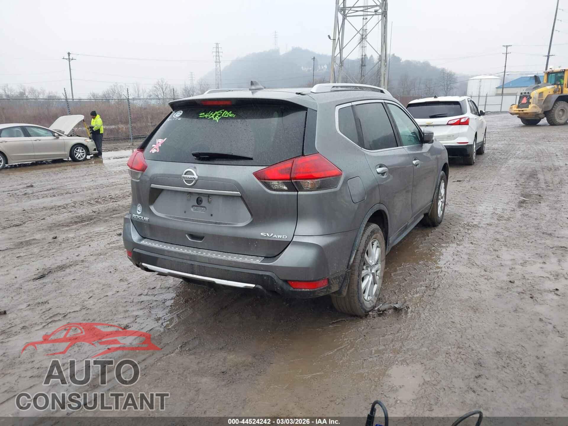 NISSAN ROGUE 2017 - 5N1AT2MV7HC895389