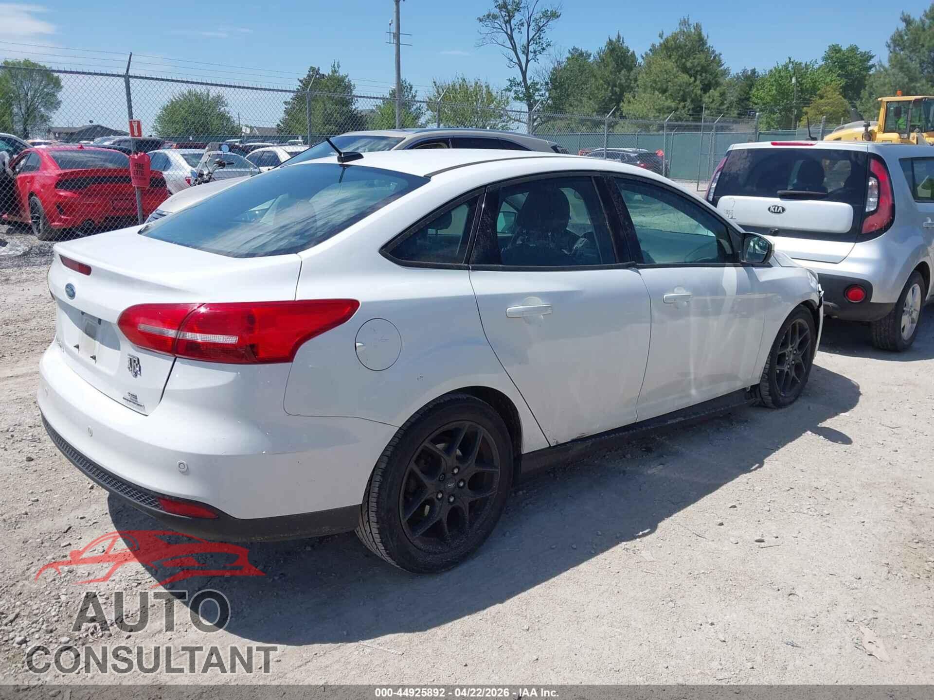 FORD FOCUS 2016 - 1FADP3F28GL376306
