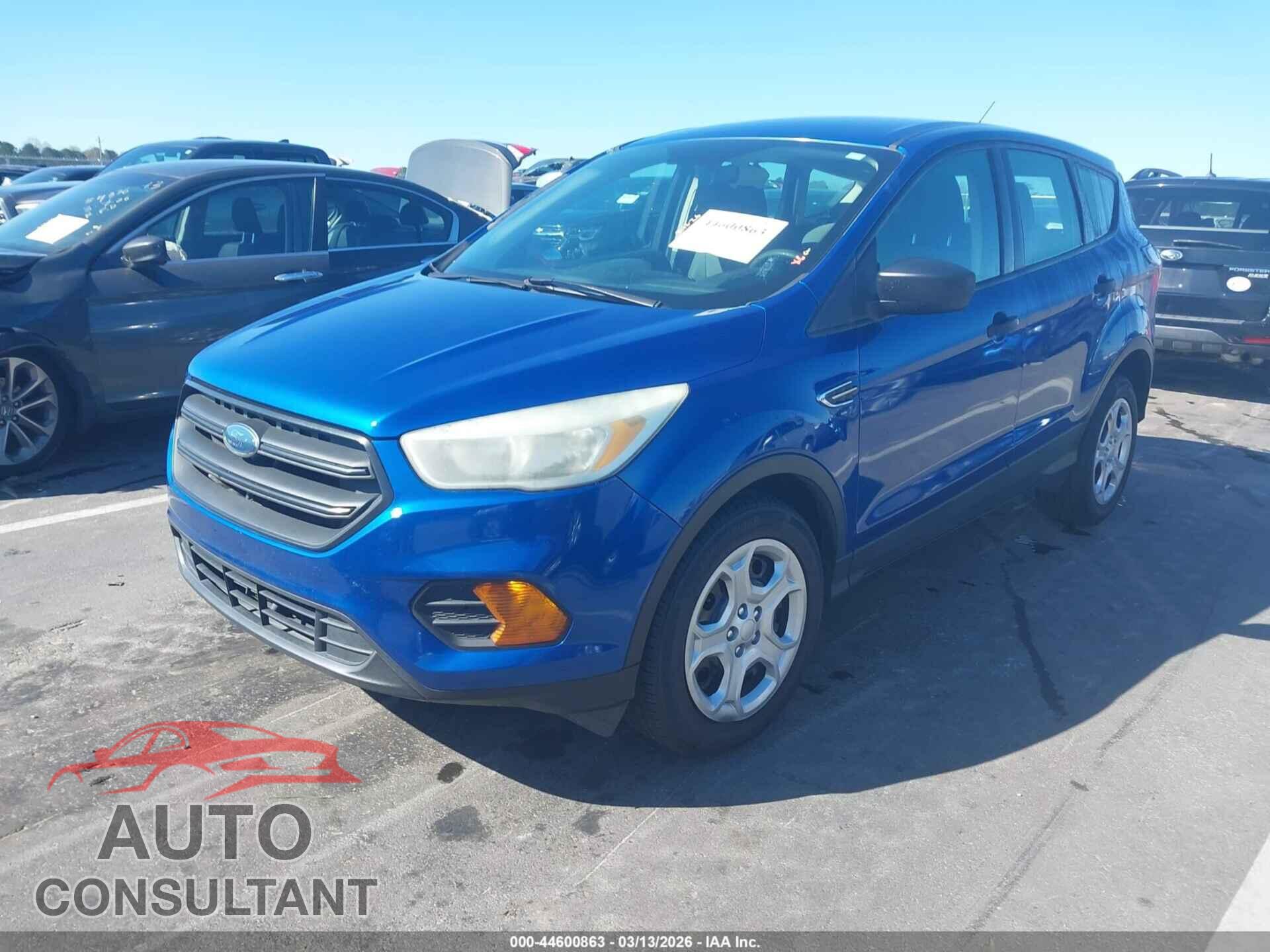 FORD ESCAPE 2017 - 1FMCU0F75HUC06968