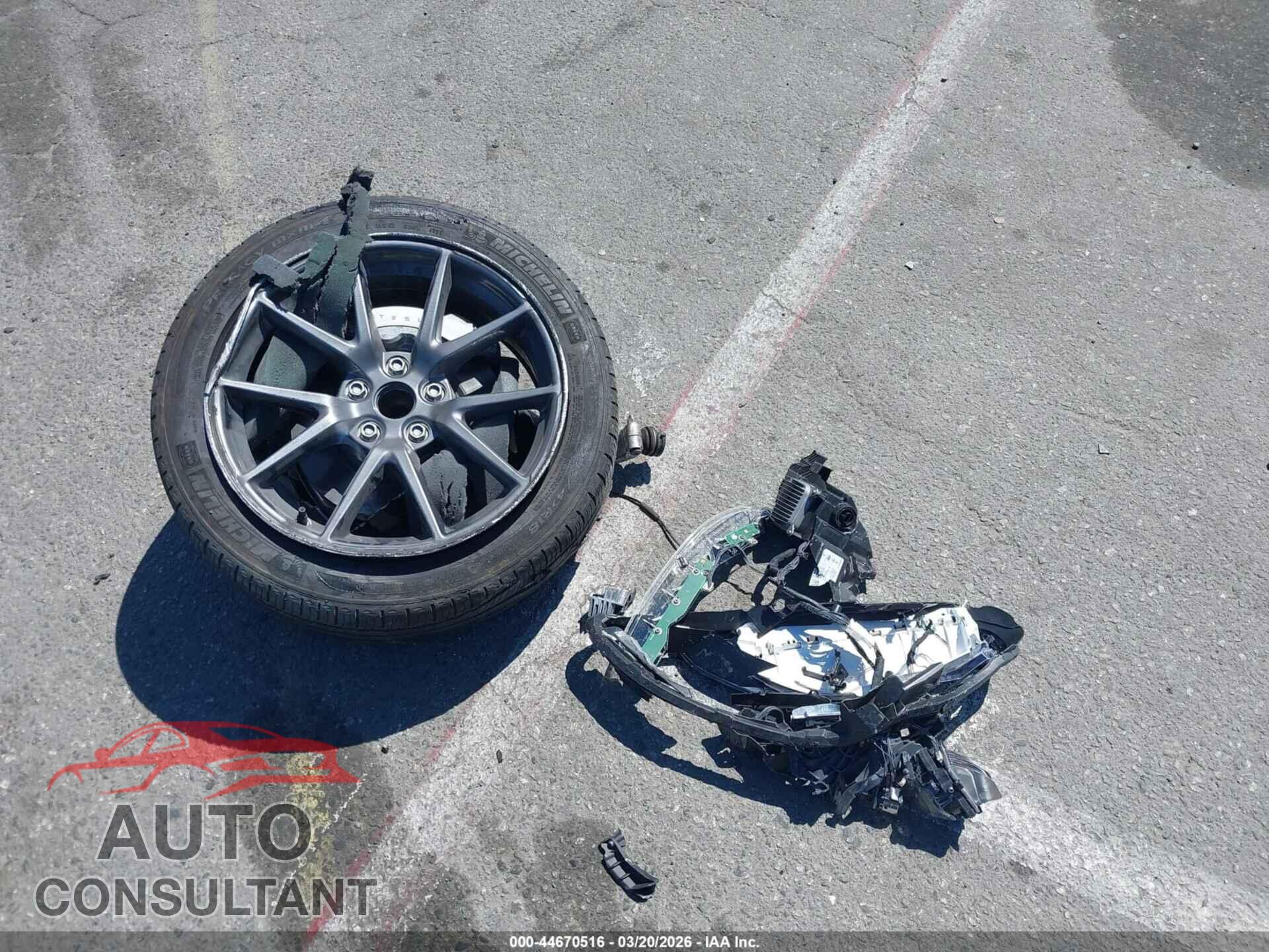 TESLA MODEL 3 2023 - 5YJ3E1EA4PF708236