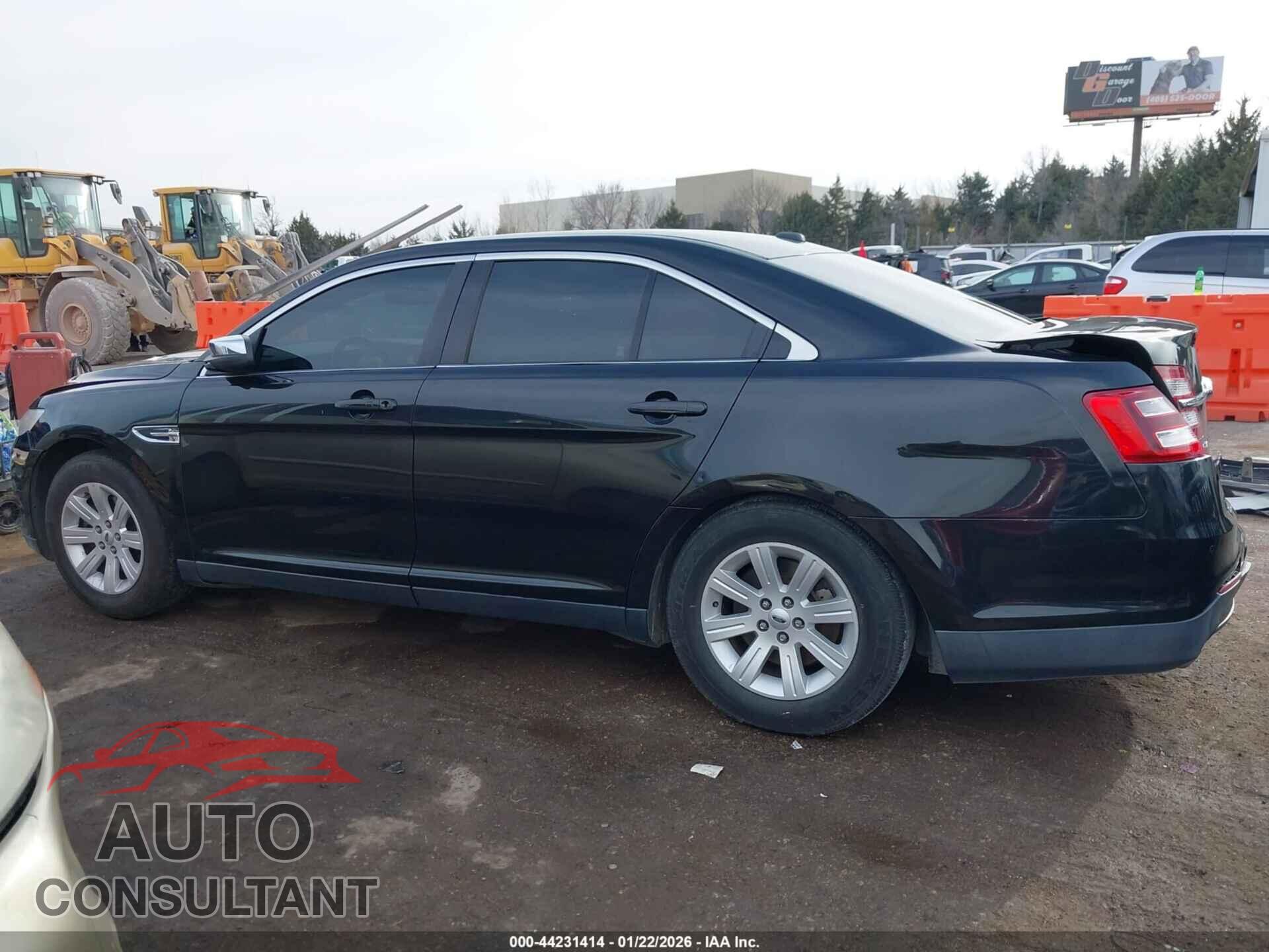 FORD TAURUS 2014 - 1FAHP2F84EG112425