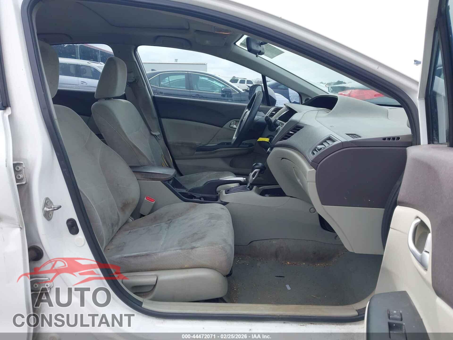 HONDA CIVIC 2012 - 2HGFB2F82CH313095
