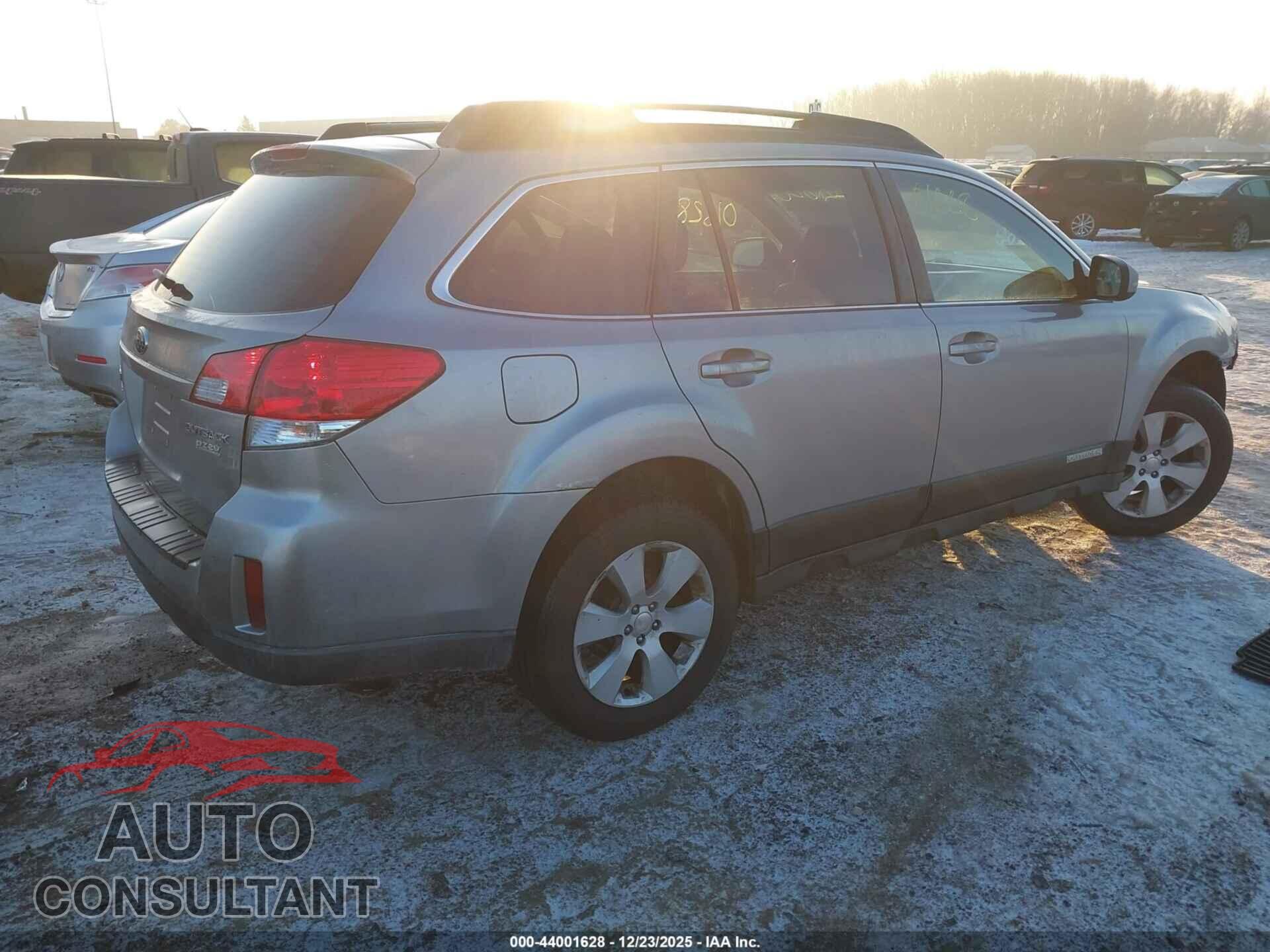 SUBARU OUTBACK 2010 - 4S4BRBCC5A3343317