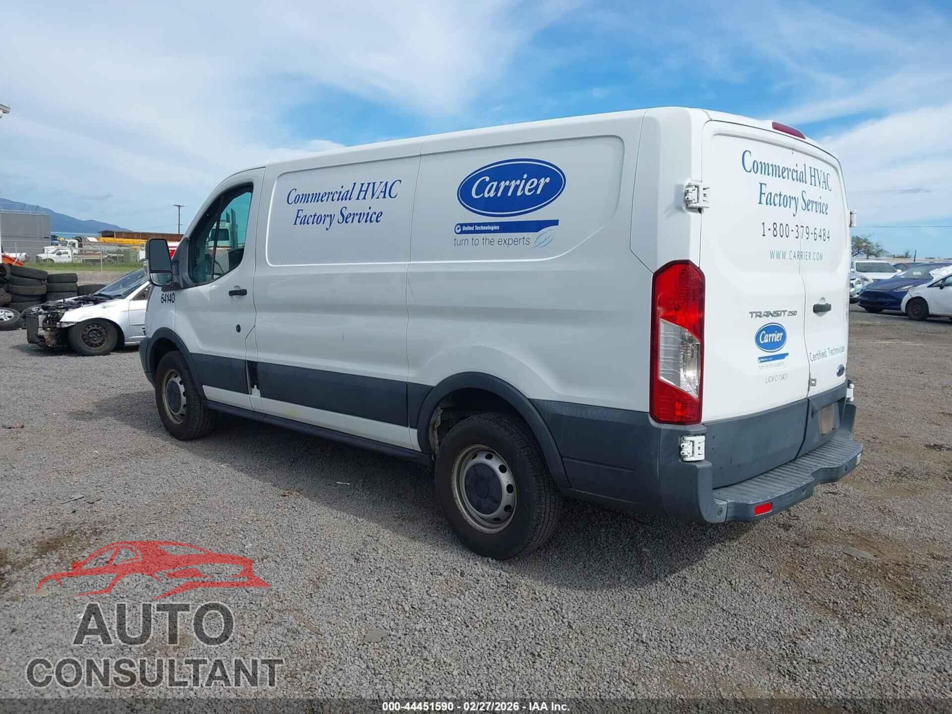 FORD TRANSIT-250 2017 - 1FTYR1YM1HKB49569