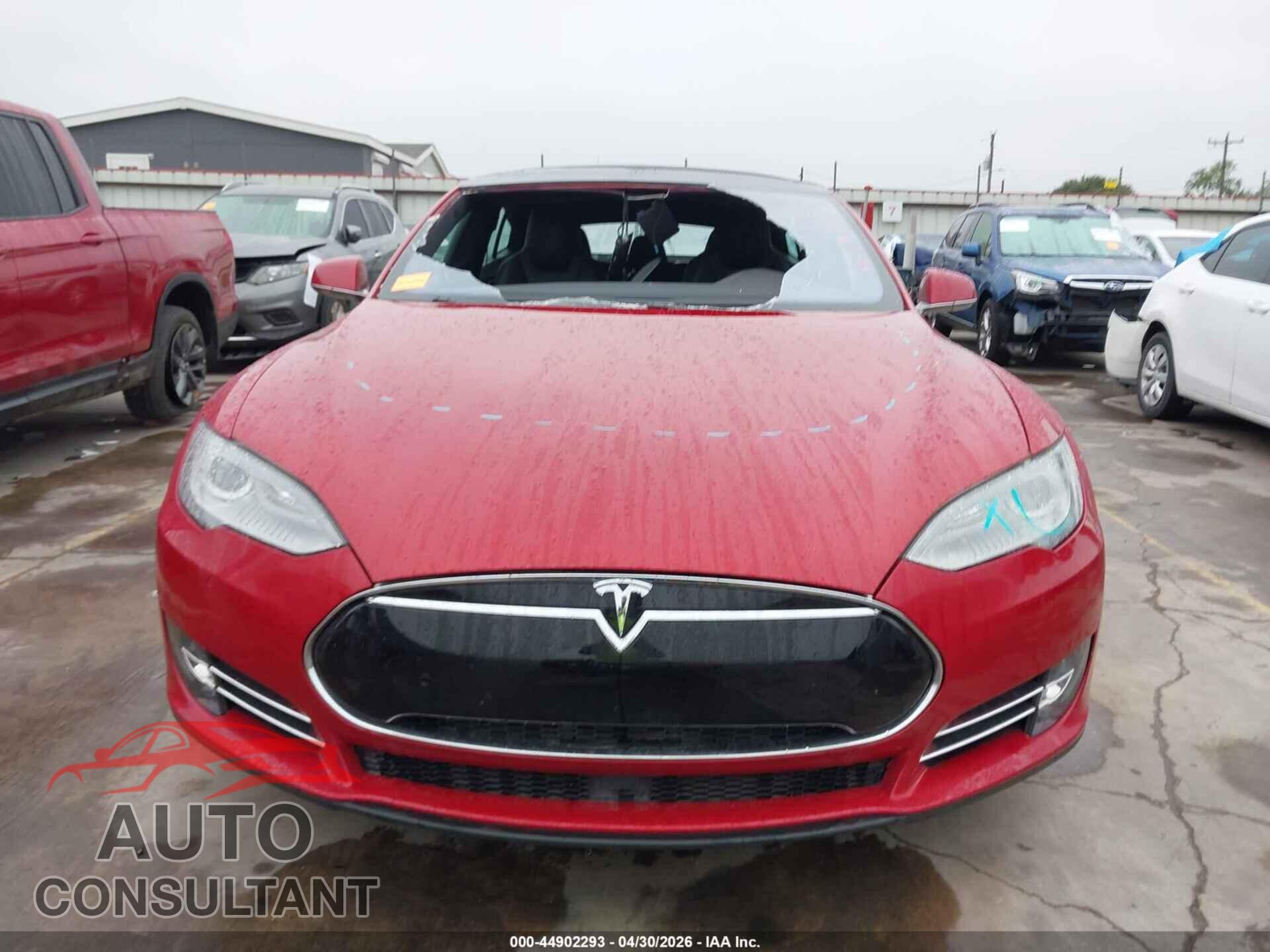 TESLA MODEL S 2015 - 5YJSA1E49FF114015