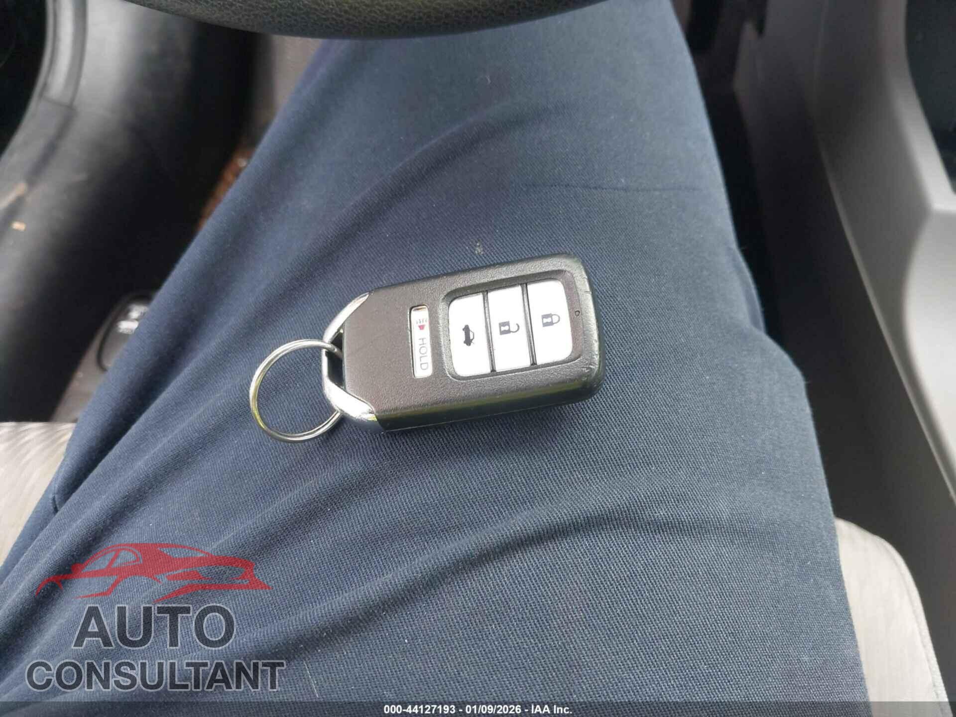 HONDA CIVIC 2015 - 19XFB2F83FE015573