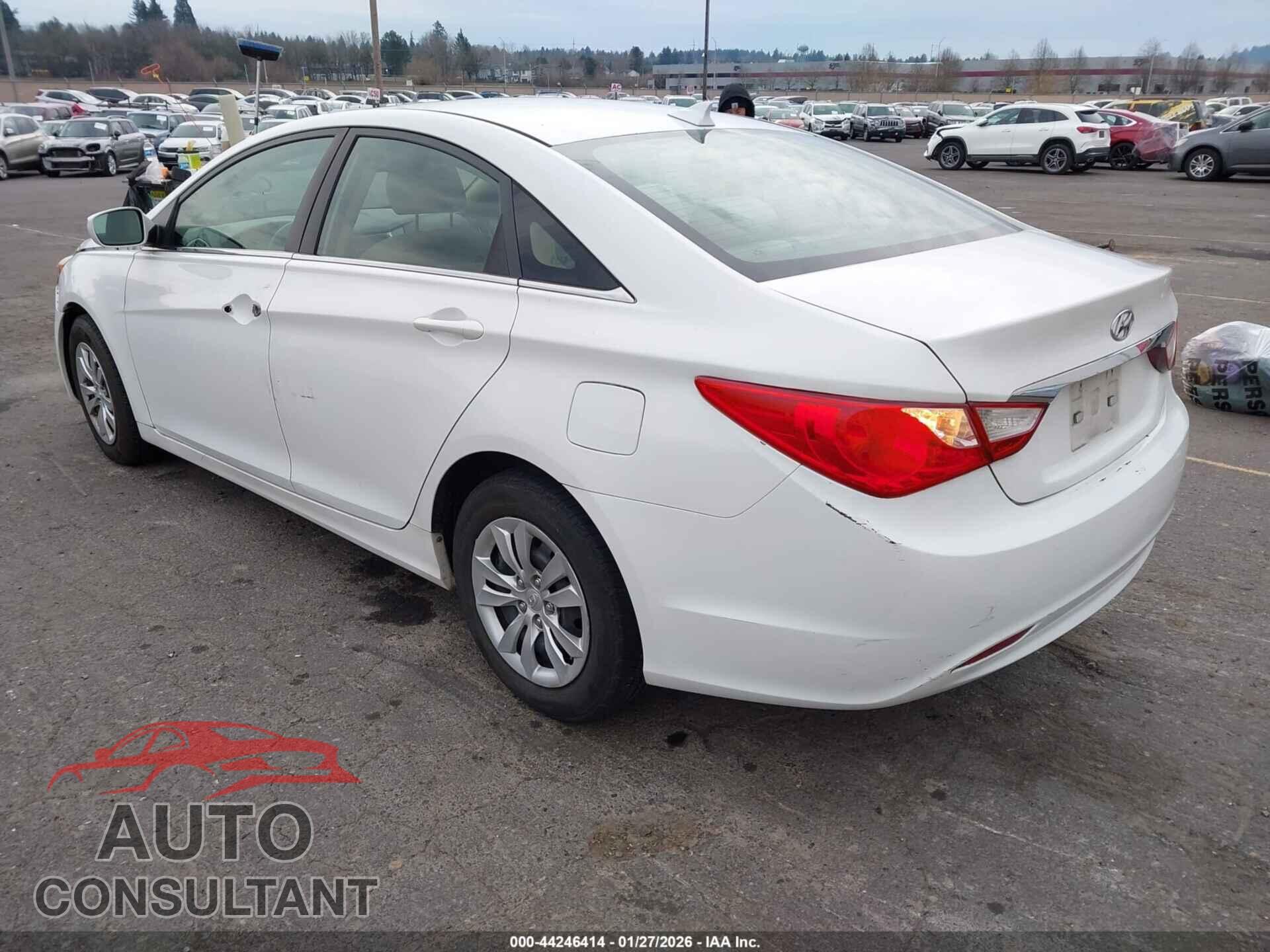 HYUNDAI SONATA 2012 - 5NPEB4AC3CH313809