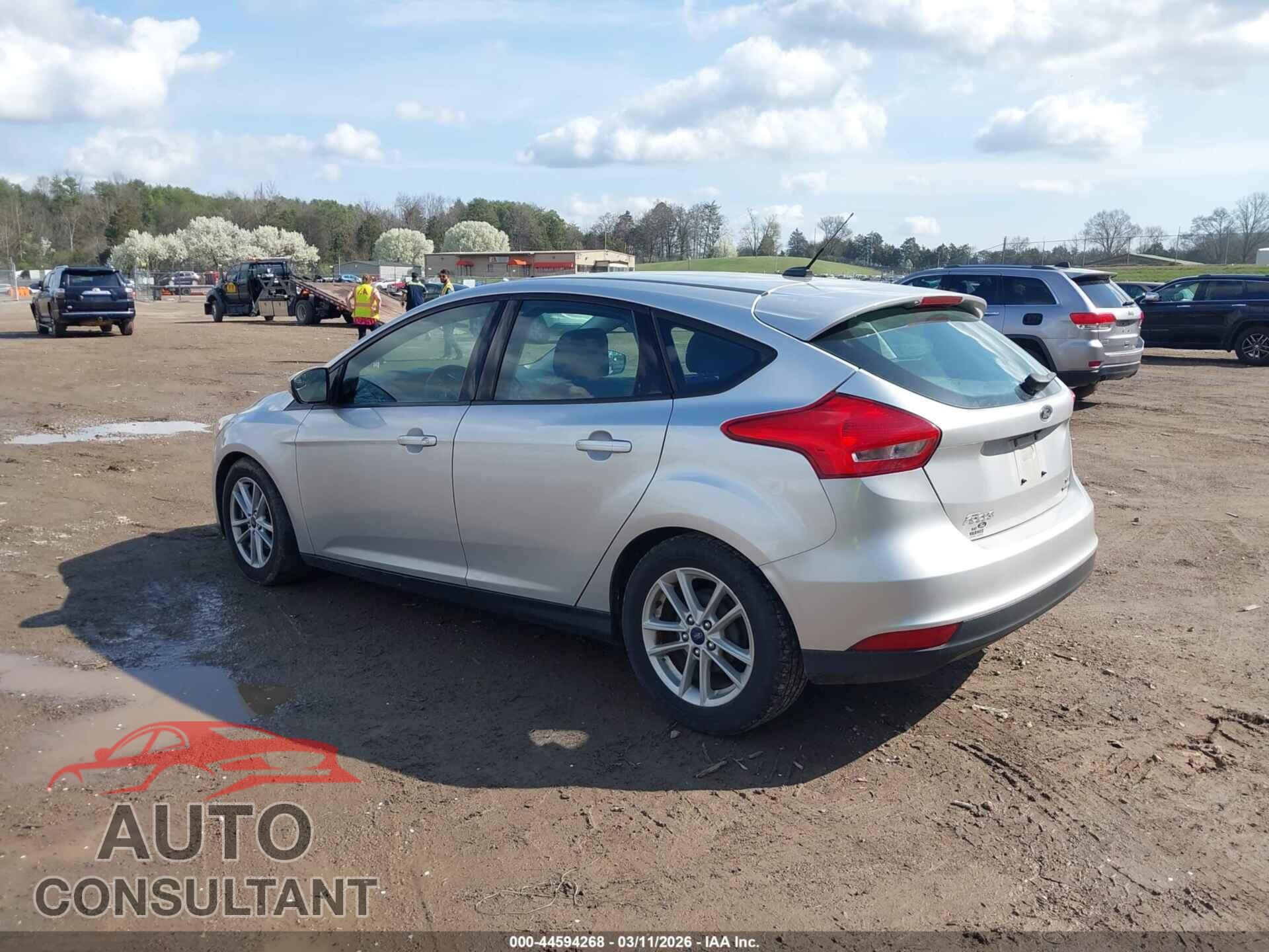 FORD FOCUS 2015 - 1FADP3K27FL250622