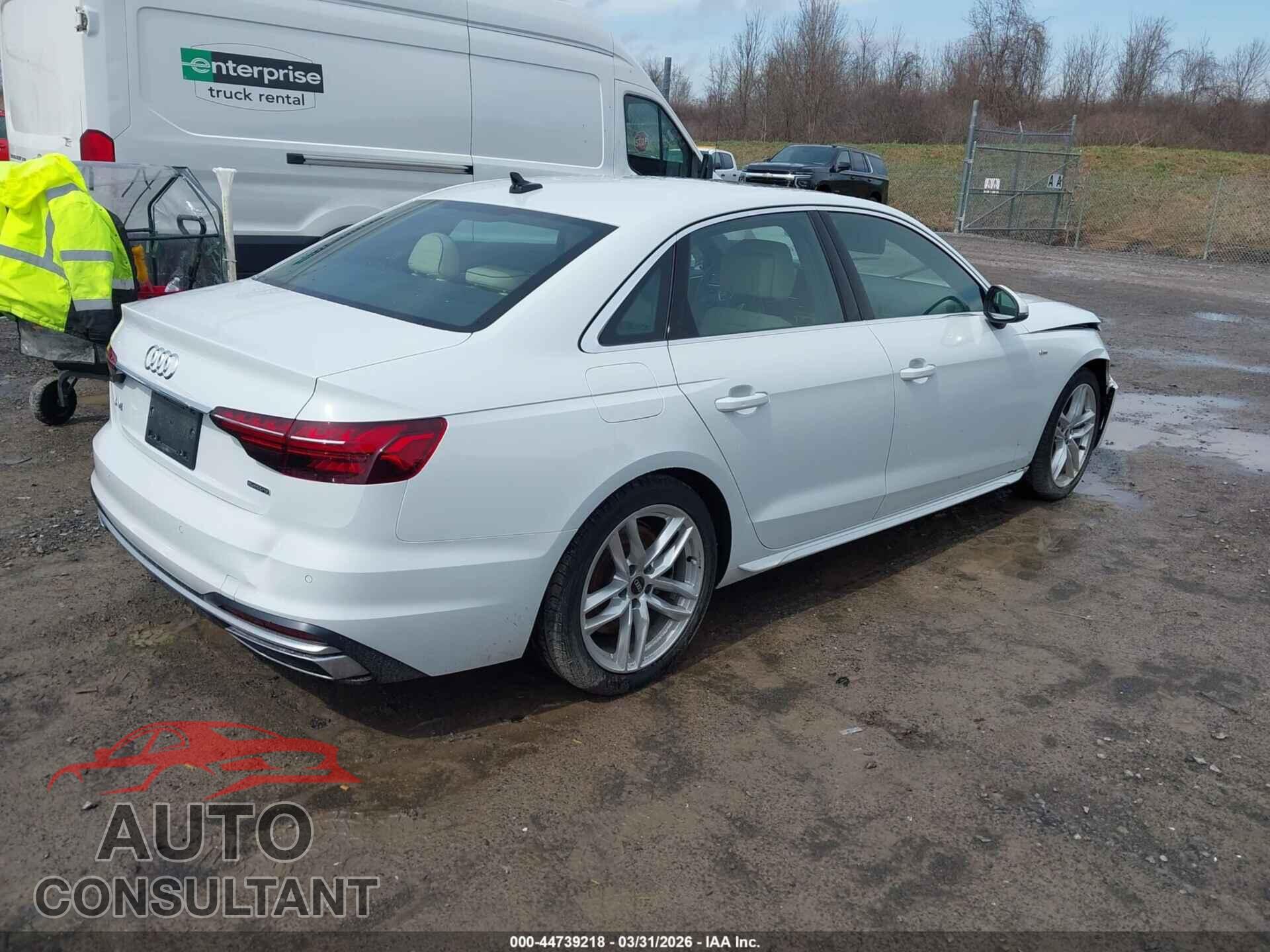 AUDI A4 2024 - WAUDAAF41RN017661
