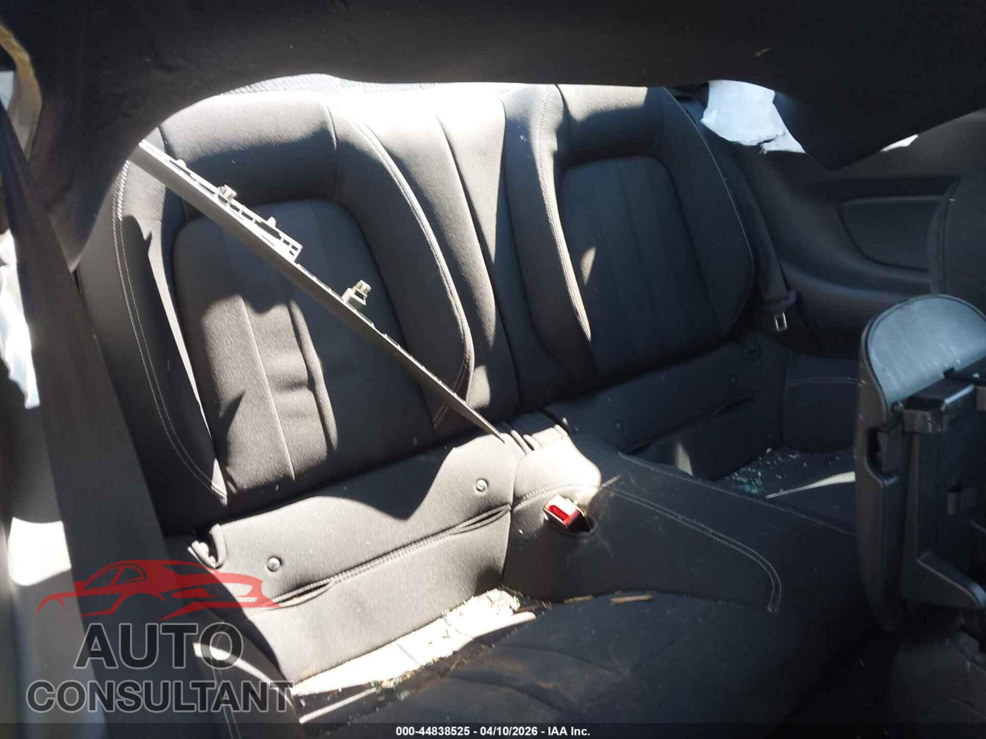 FORD MUSTANG 2018 - 1FA6P8CF9J5183848