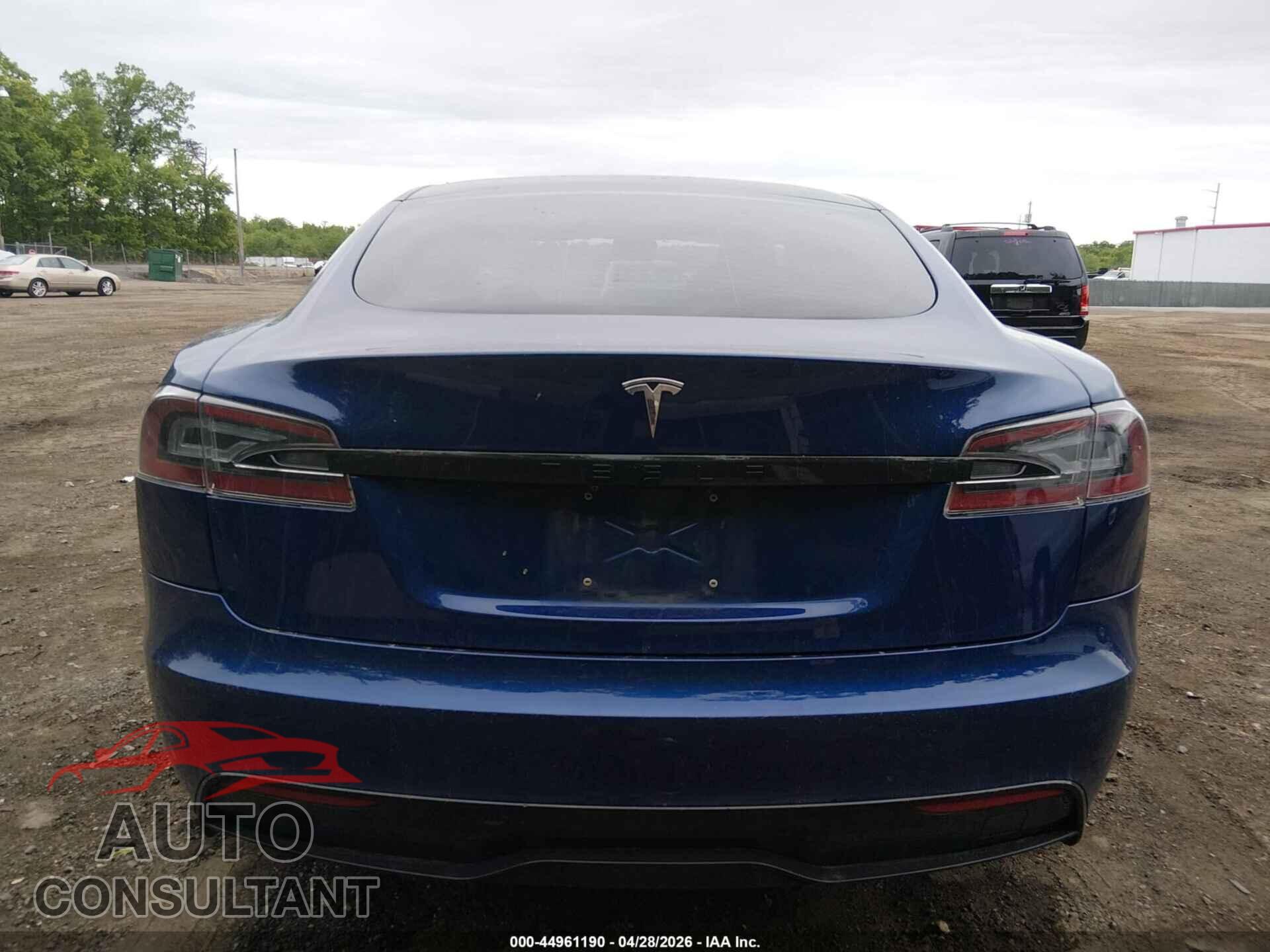 TESLA MODEL S 2021 - 5YJSA1E5XMF428455